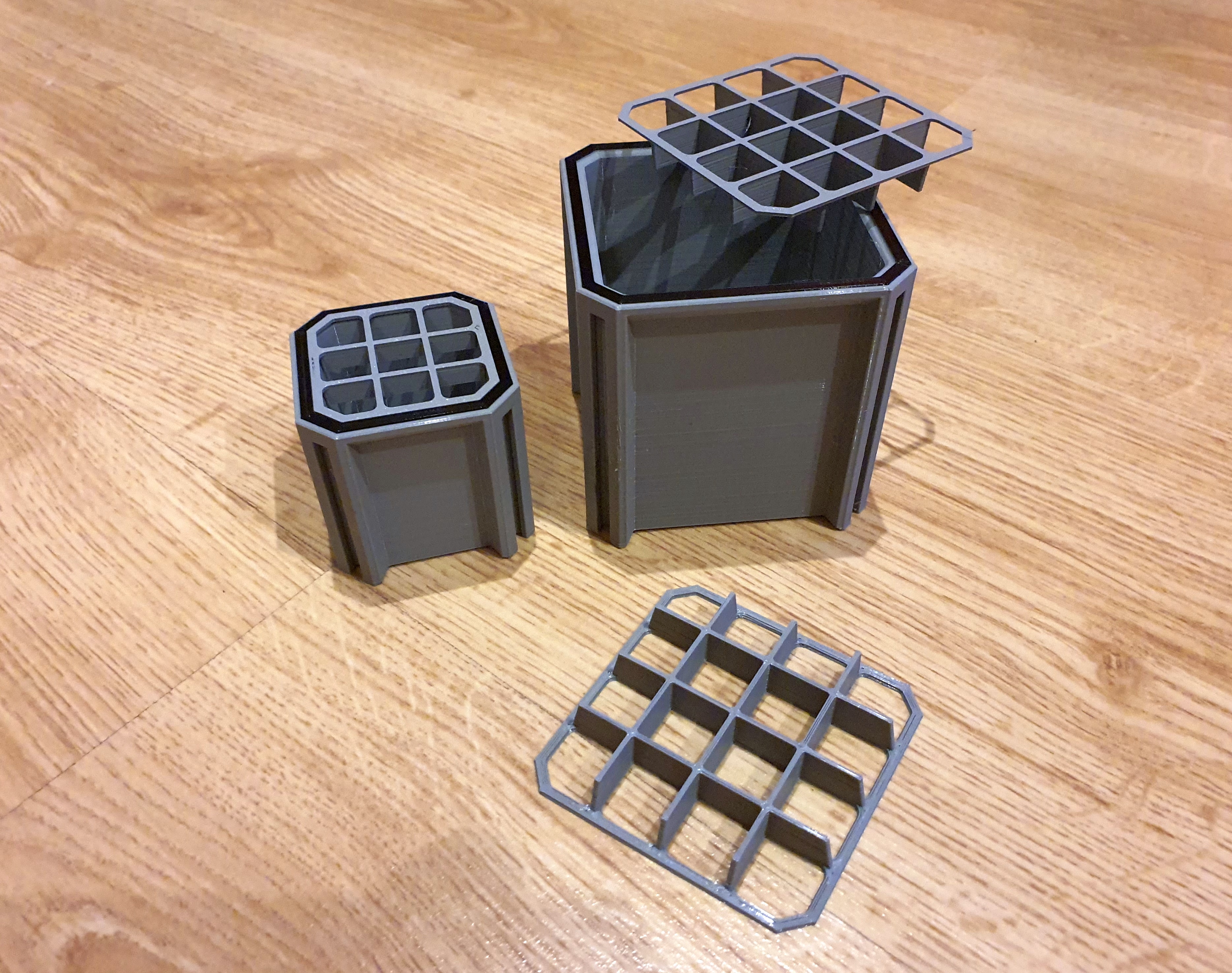 Miniatura 7 do modelo 3D Modular Desk Containers - Parametric