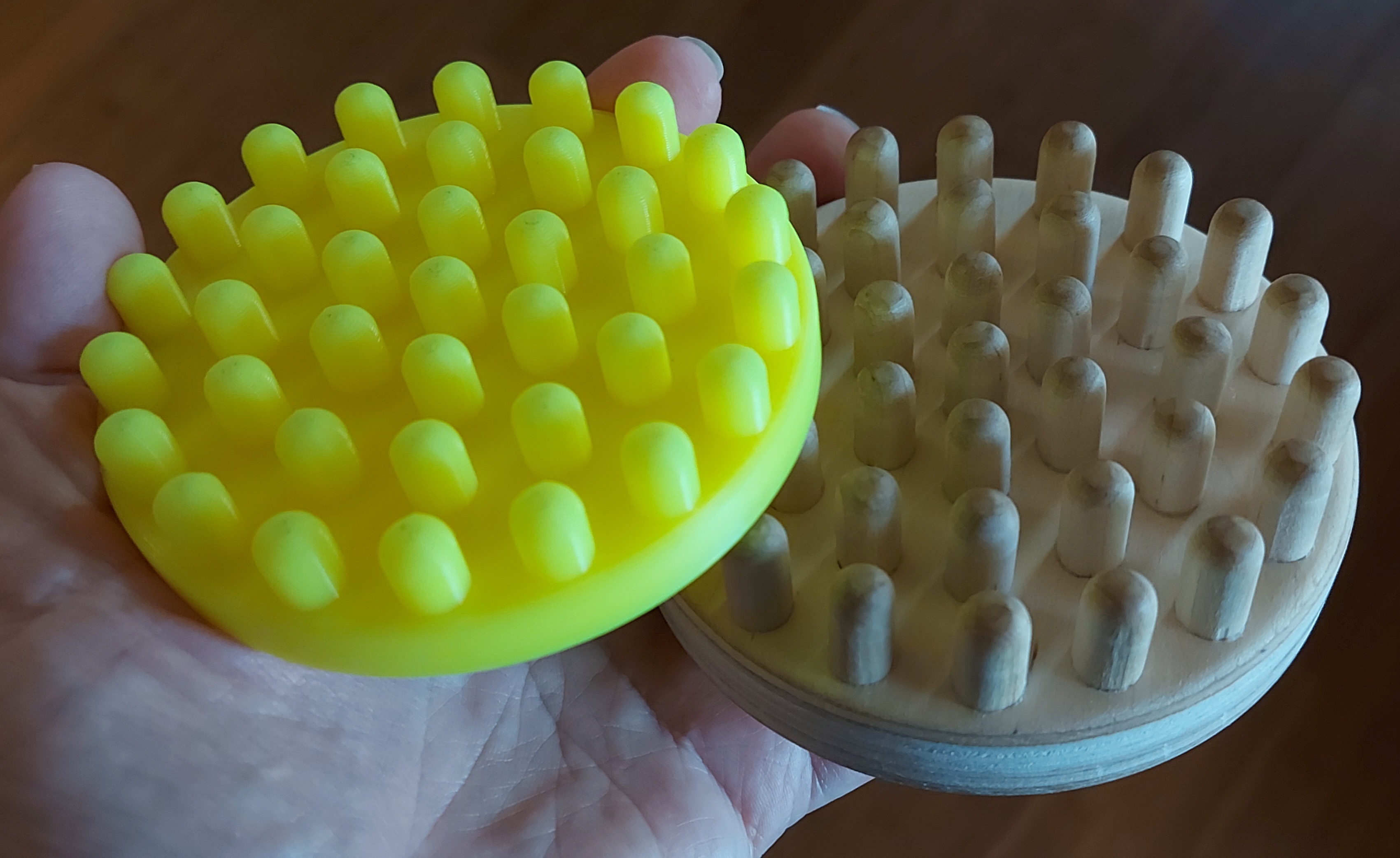 Relaxing Cellulite Massage Brush