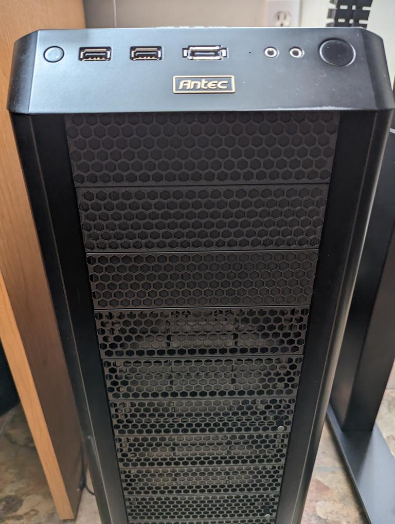 Antec Twelve Hundred 5.25" Bay Slot Cover