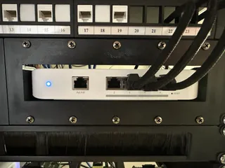 Unifi USW Flex Mini rack mount 1U