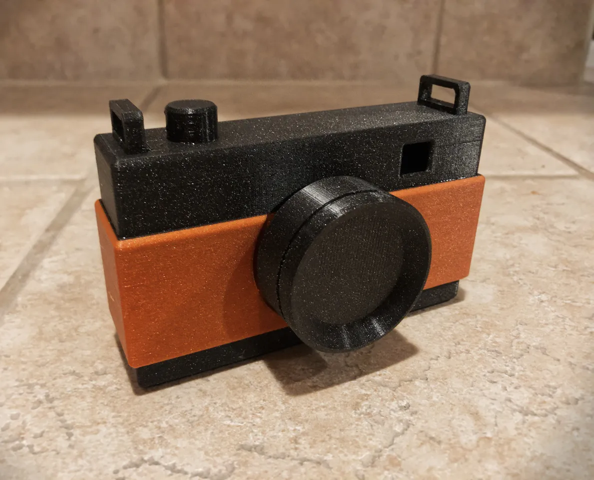 Toy Camera by Steven Quinn | Download free STL model | Printables.com