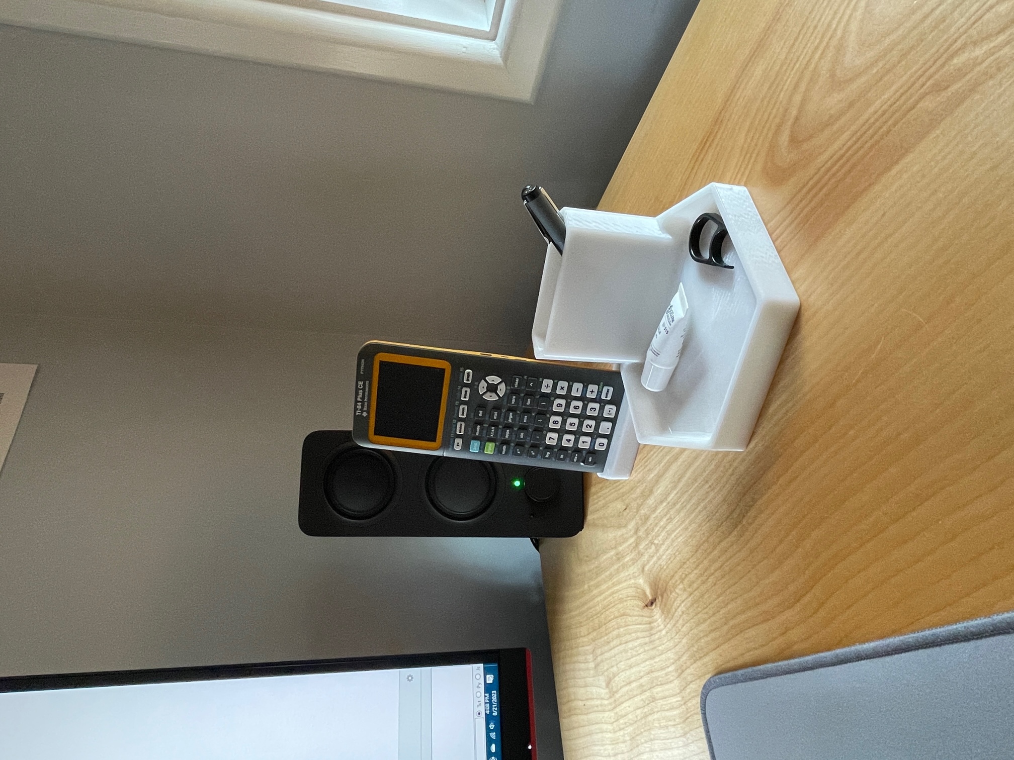 Hexagonal Office organizer w/ Phone Stand