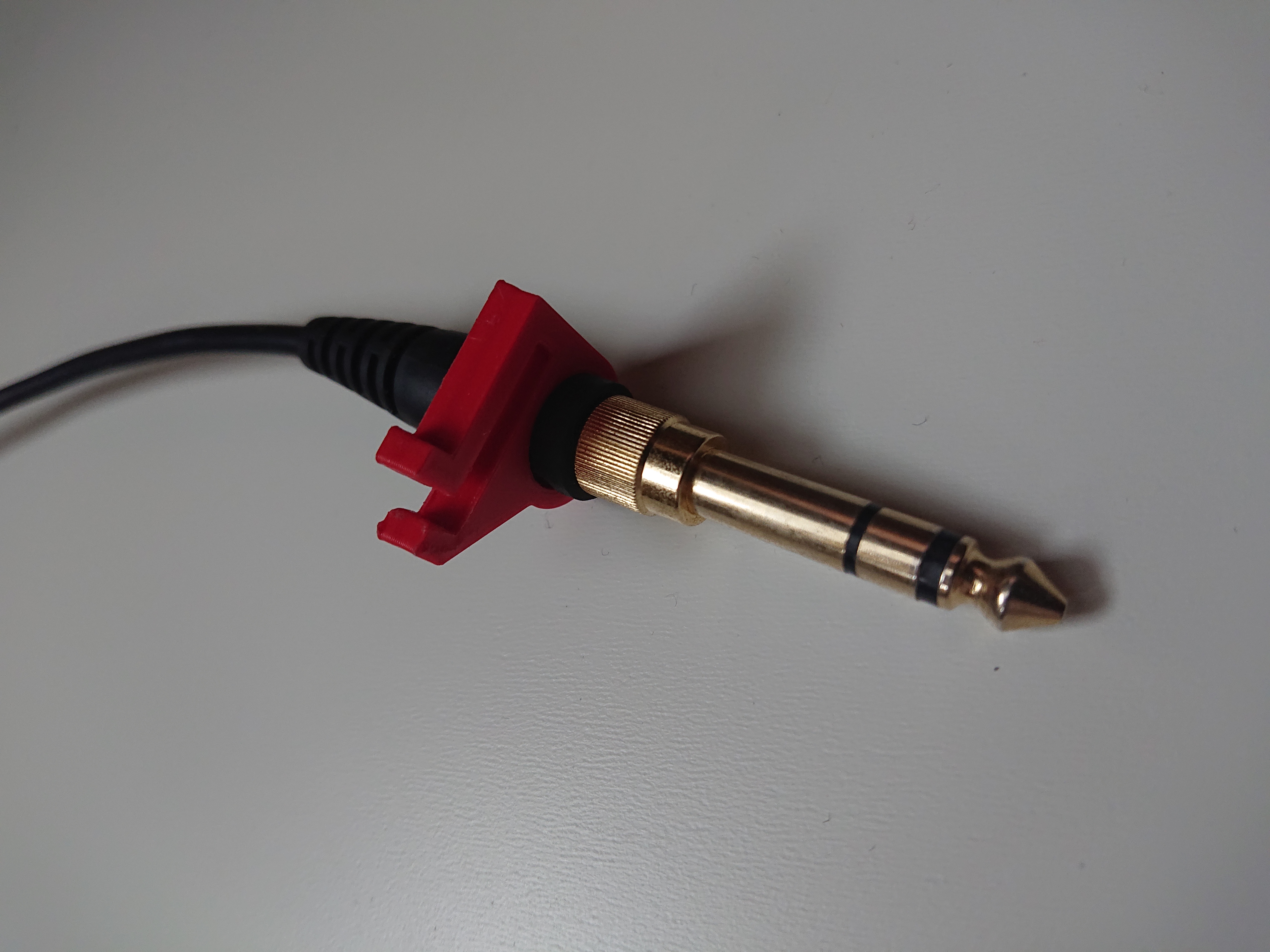 Beyerdynamic headphone jack clip