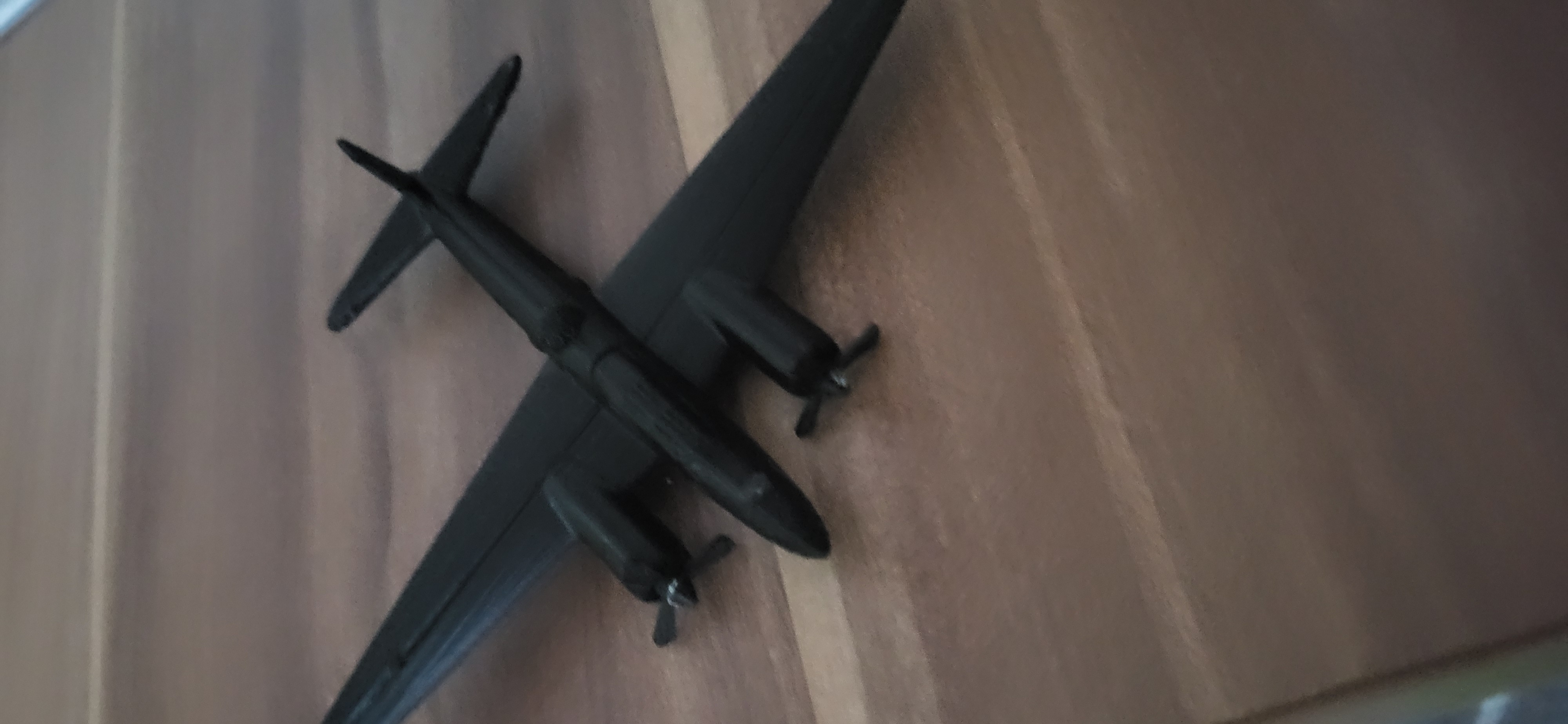 mitsubishi G4M1 model plane