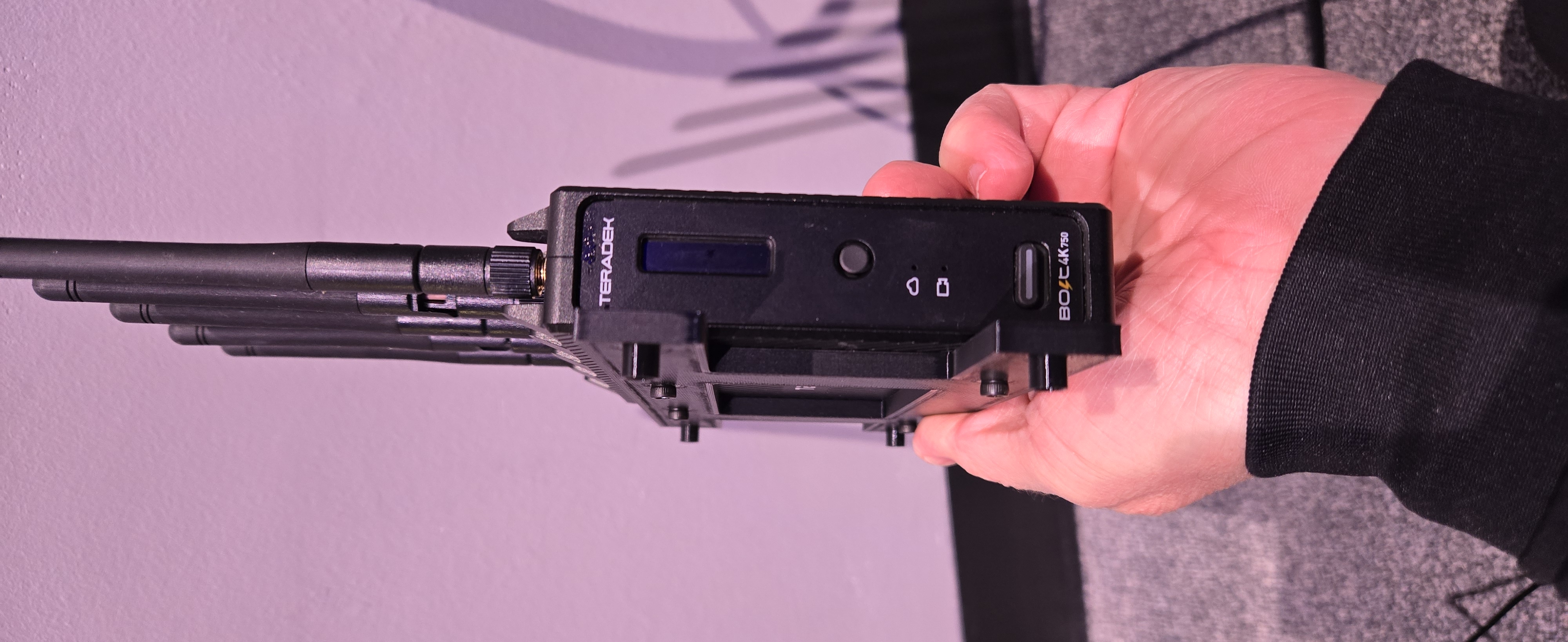 Teradek Bolt 4K 12G-SDI 750 RX wall mount