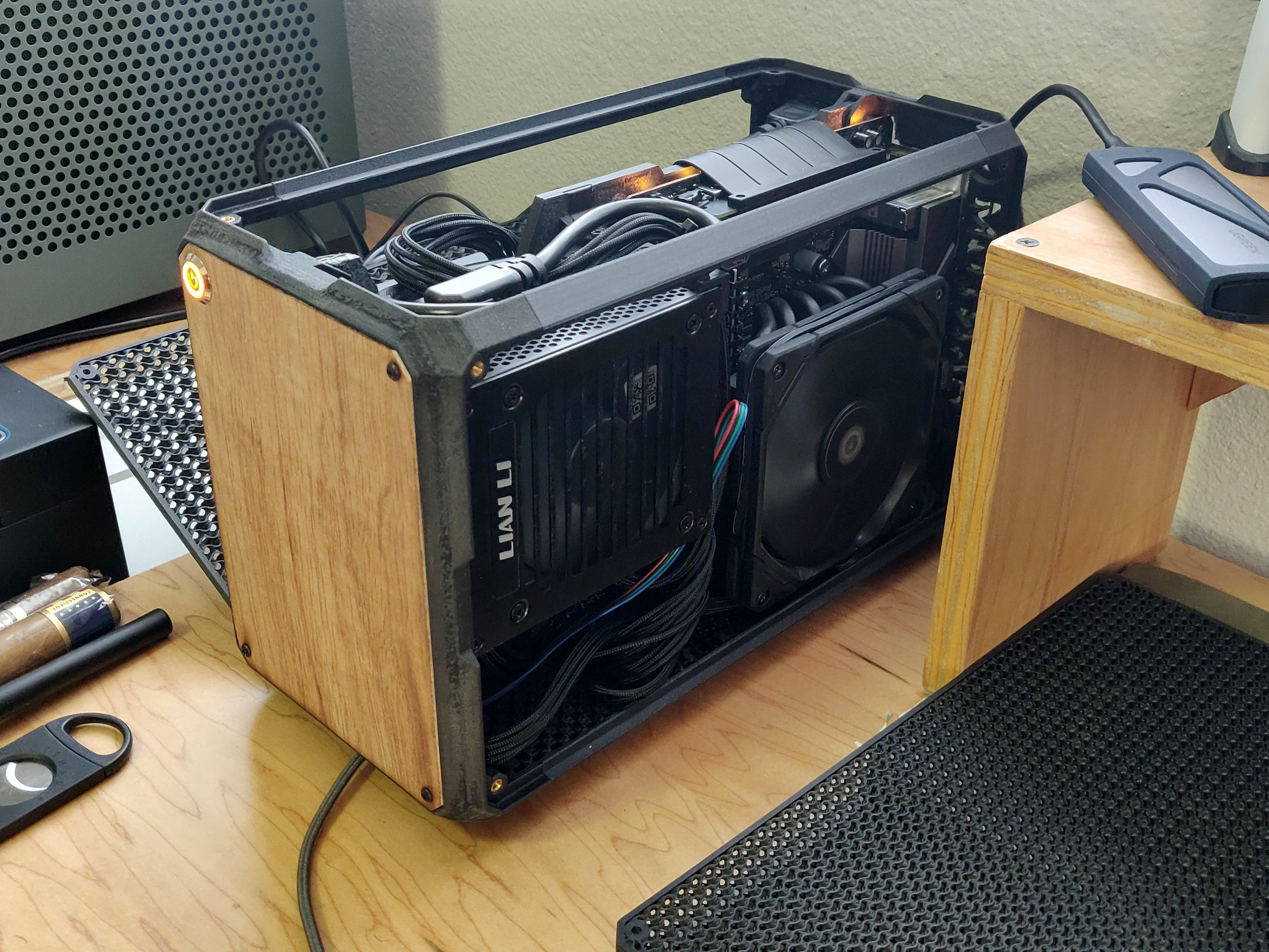 Phantom - Mini ITX Case — miniatura 6