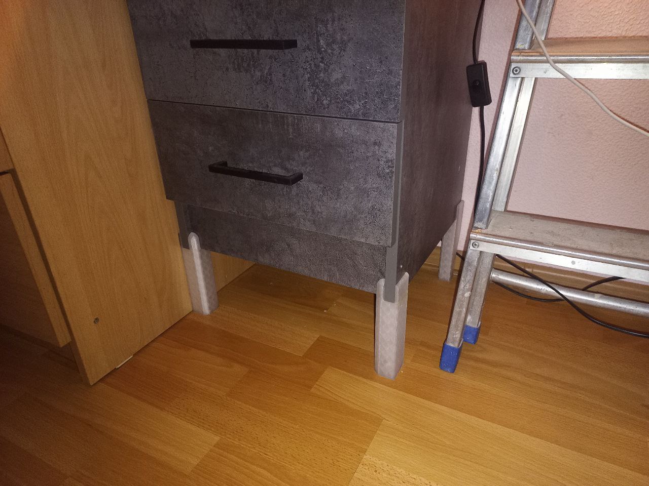 ножки для прикроватной тумбы