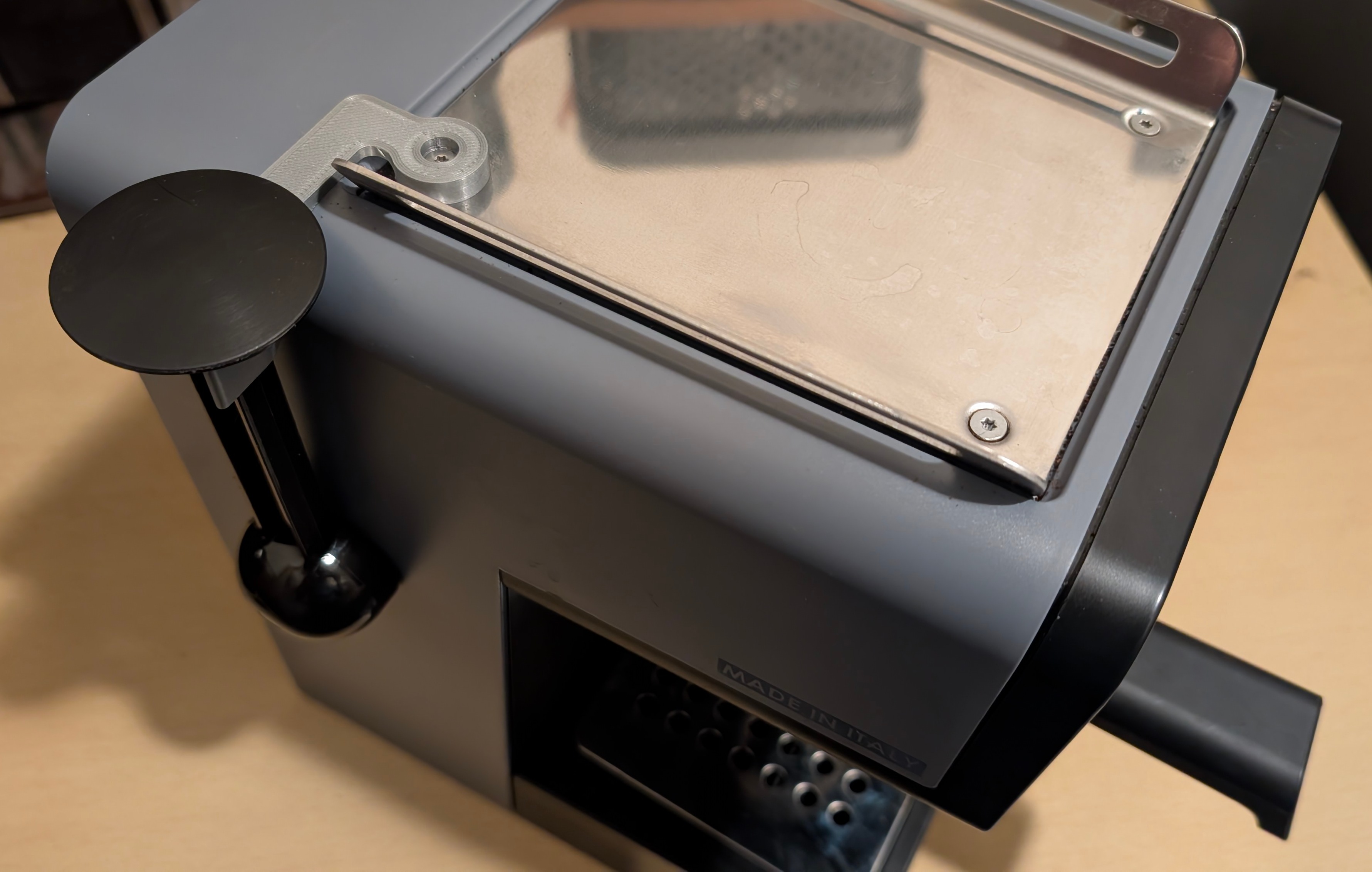 Spoon / tamper holder for Gaggia Espresso (Deluxe / Evolution)