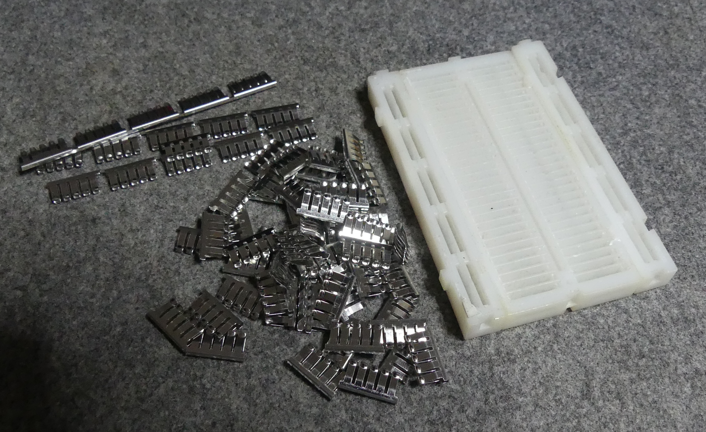 Breadboard for ESP32 — miniatura 3
