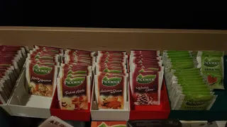 Tea bag box with quick connect hooks