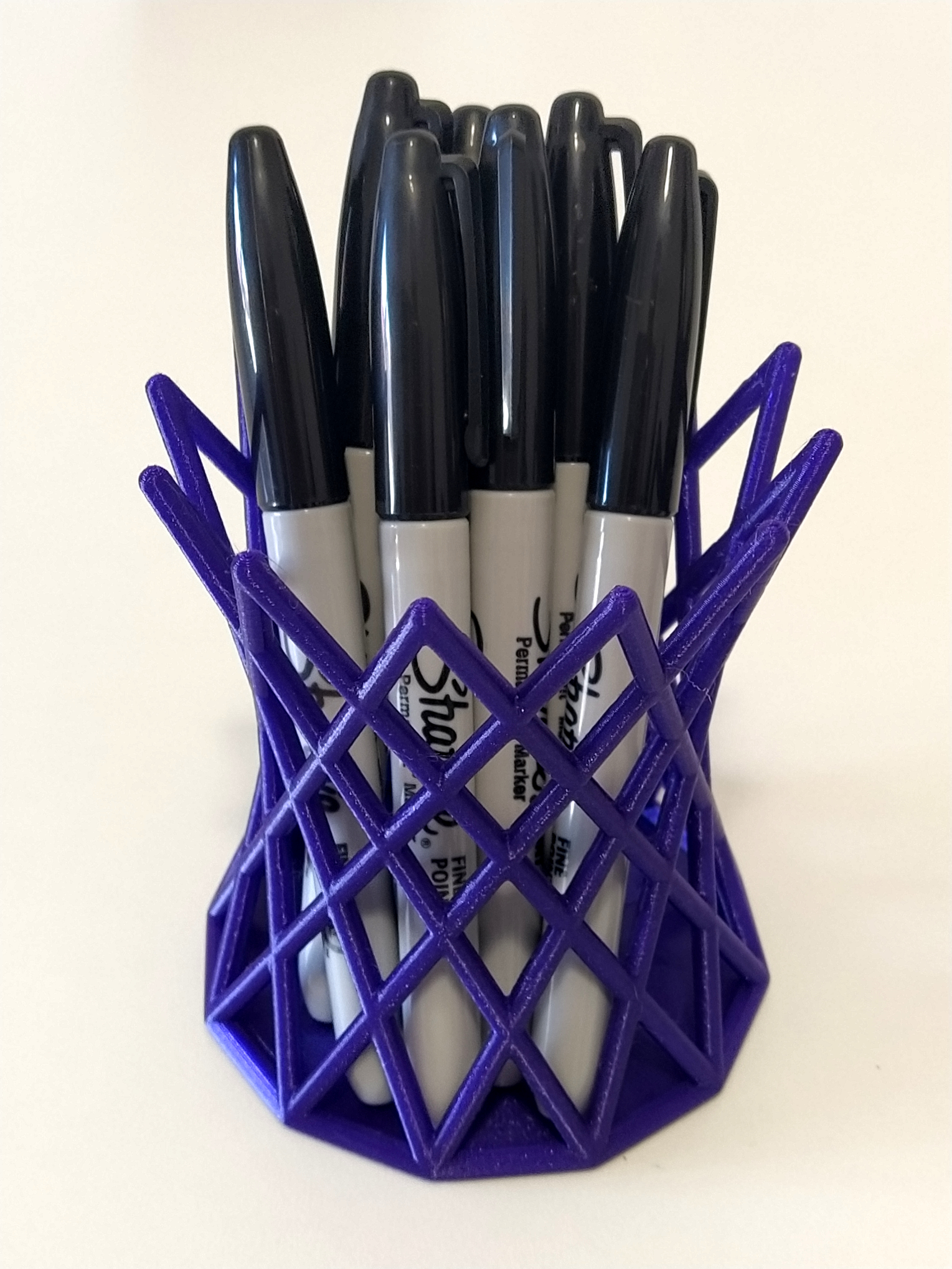 Miniatura 3 do modelo 3D Hyperboloid Pen Holder