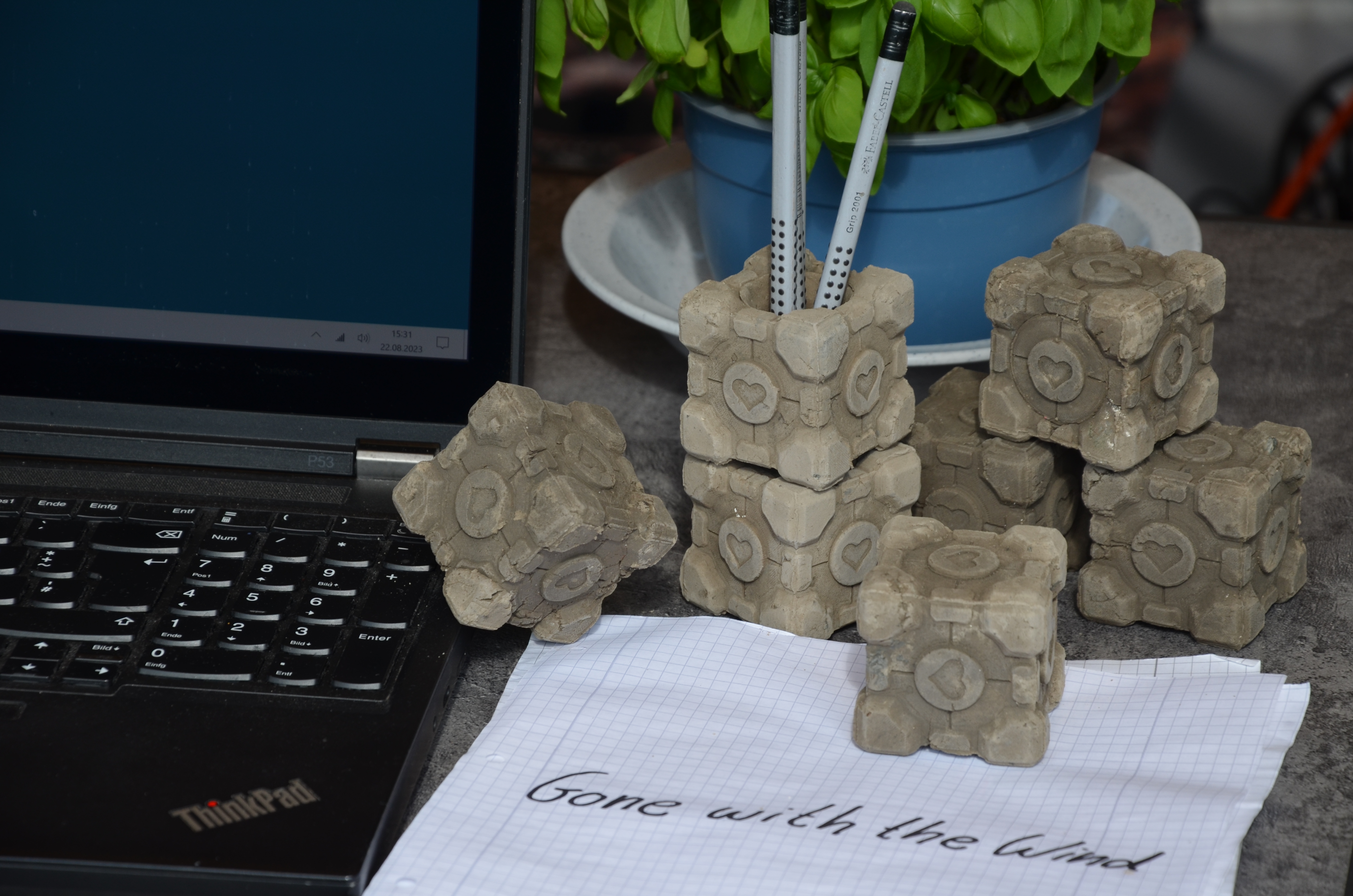Miniatura 2 do modelo 3D Companion Cube mold