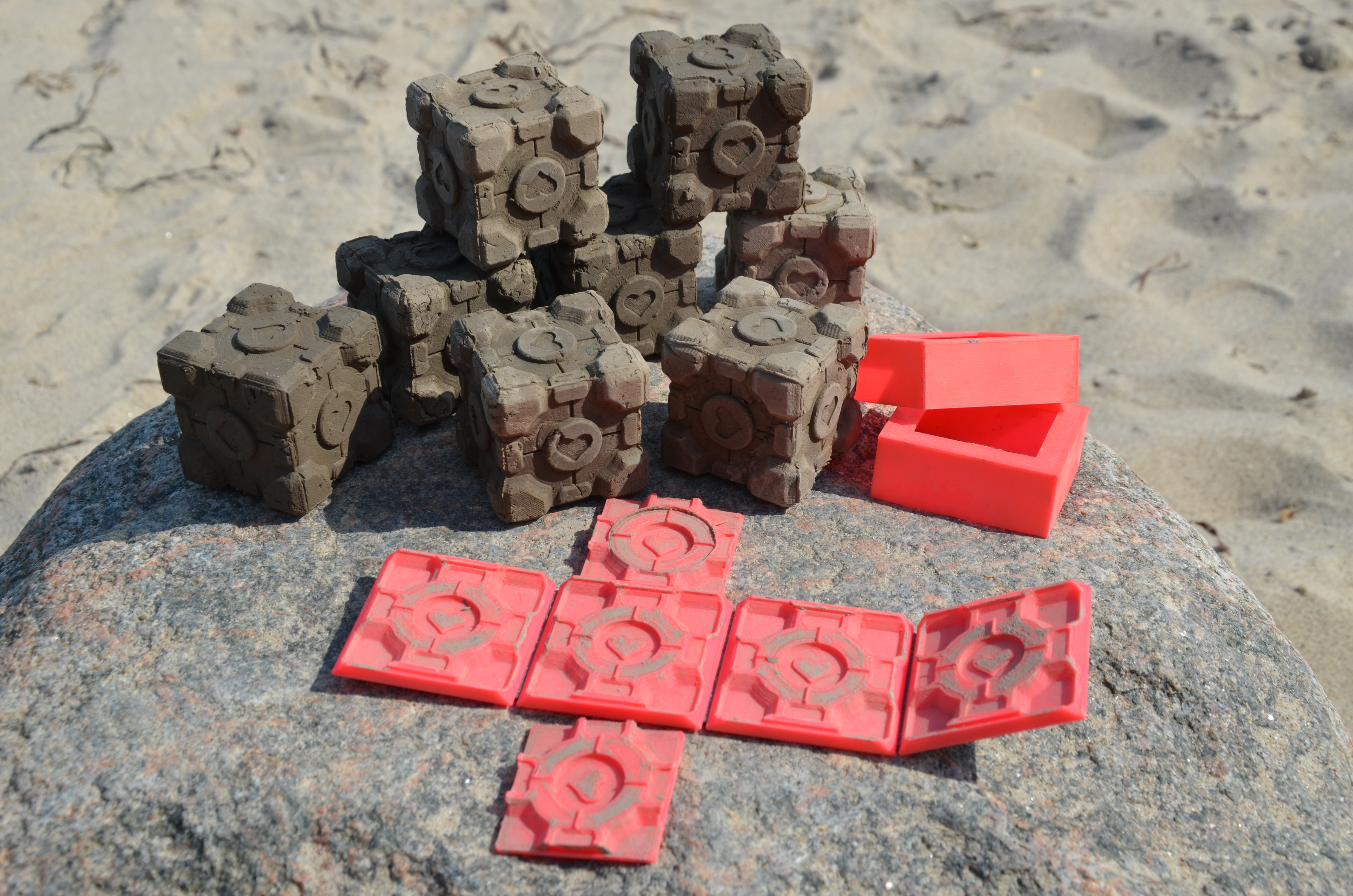 Companion Cube mold