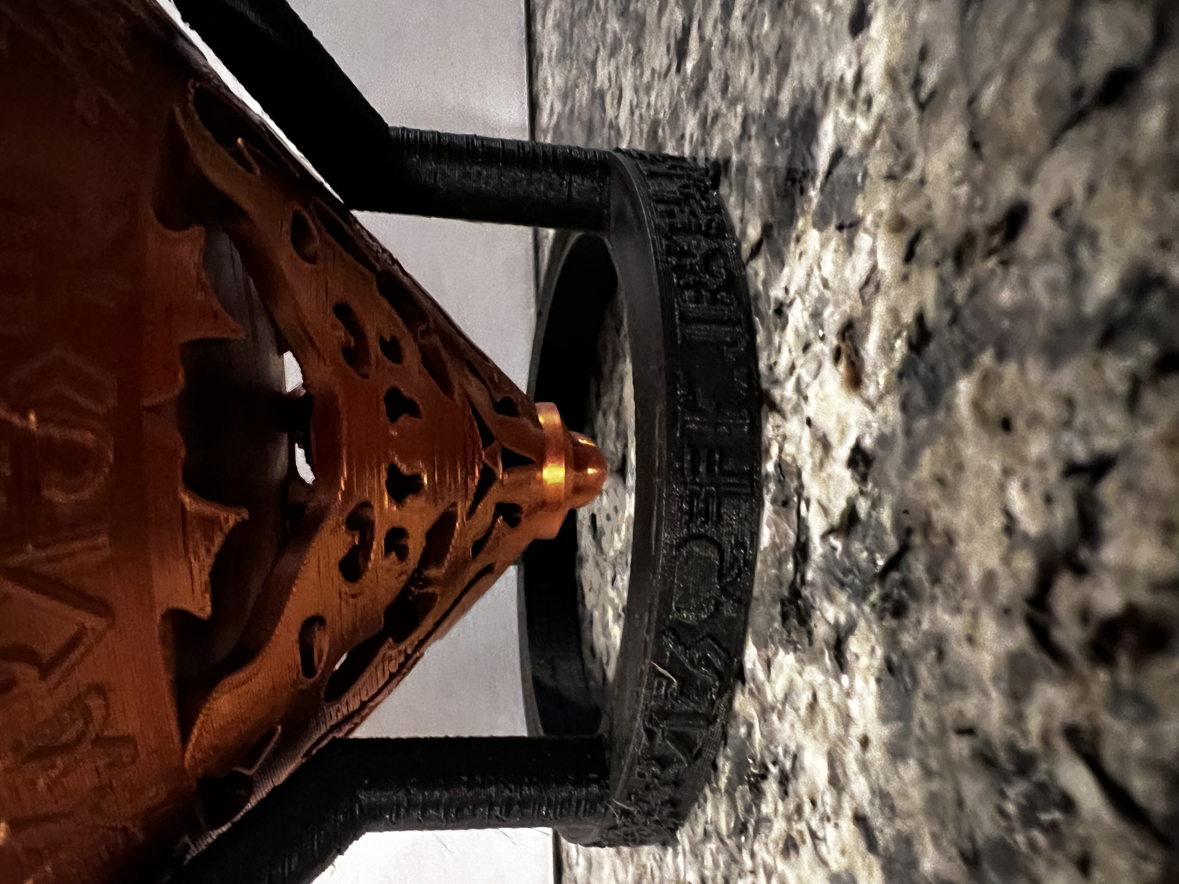 Sensei's Divining Top 100 Card Deck Box closes with by