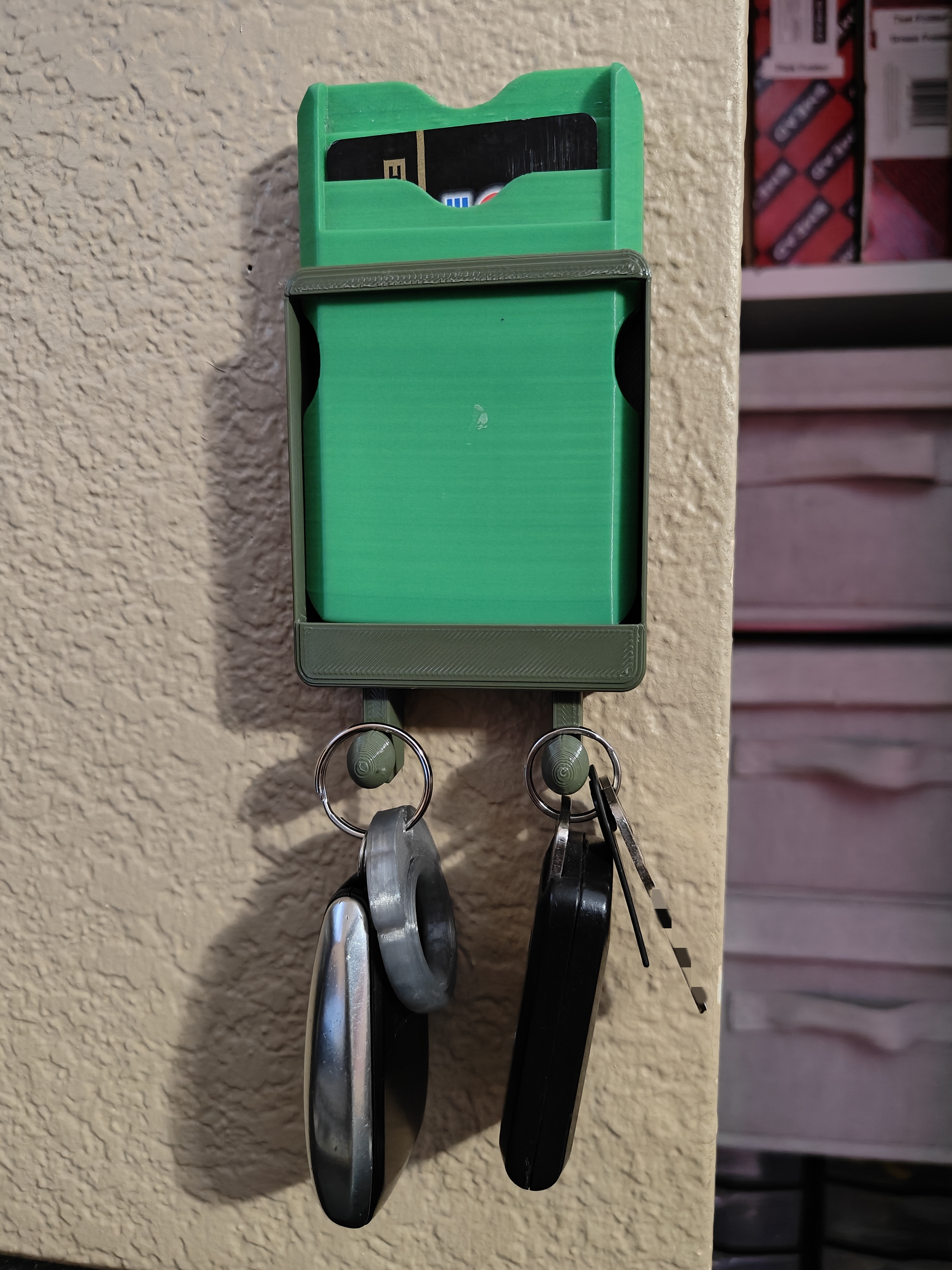 Wall Mounted Wallet and Keys