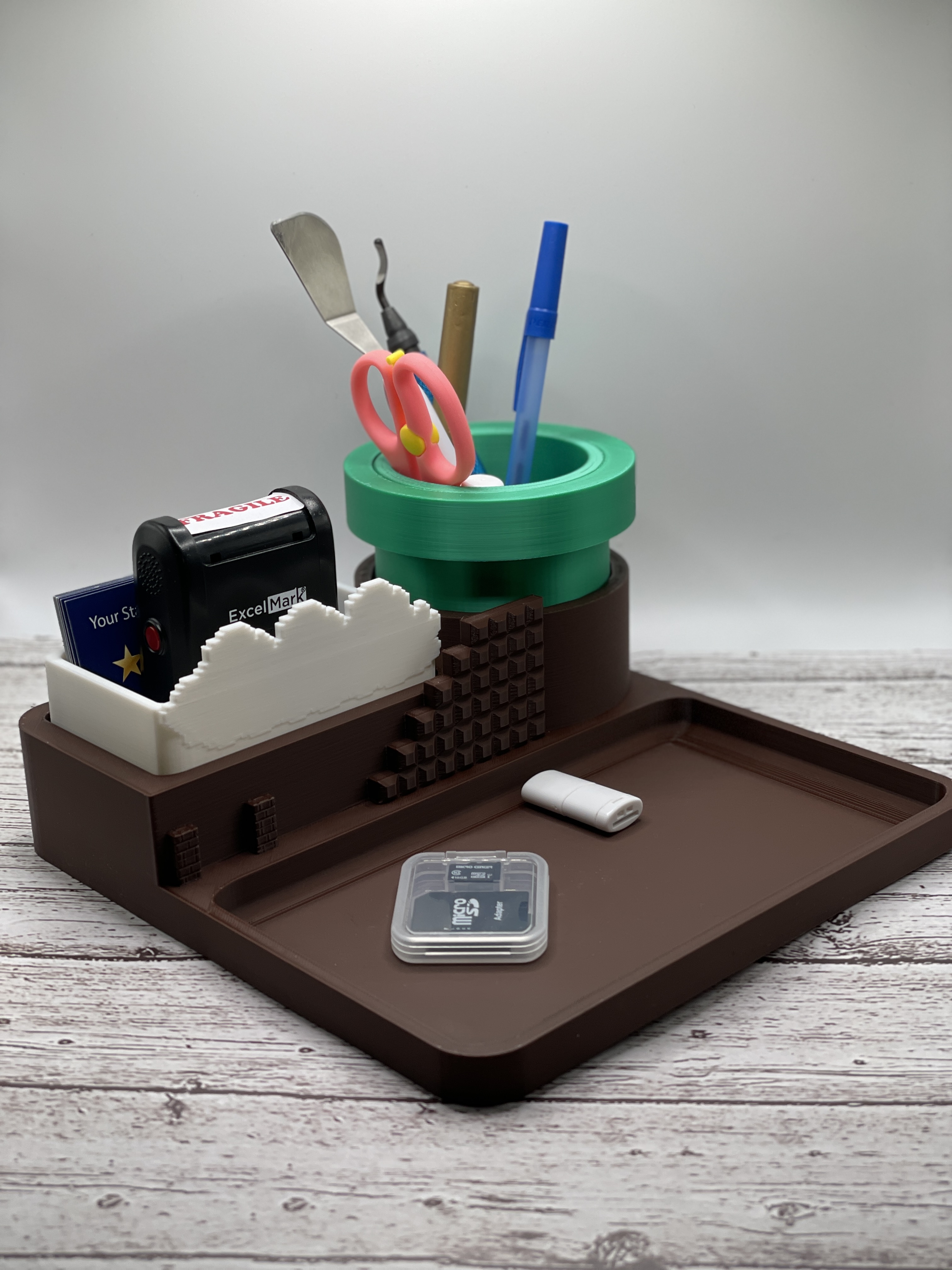 It's A Me, Desk Organizer!