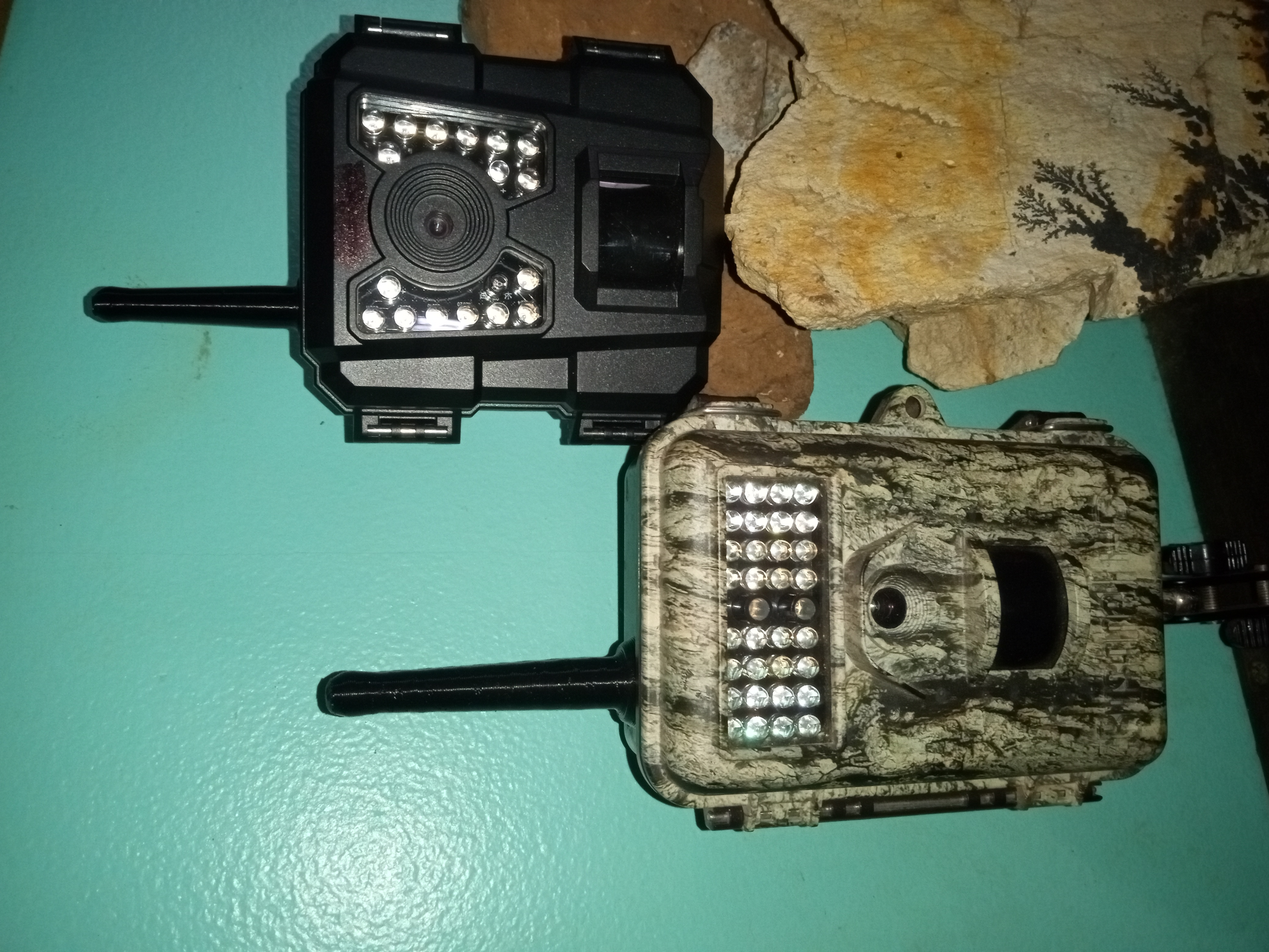 Imitation Antenna for Game Camera- Anti-theft