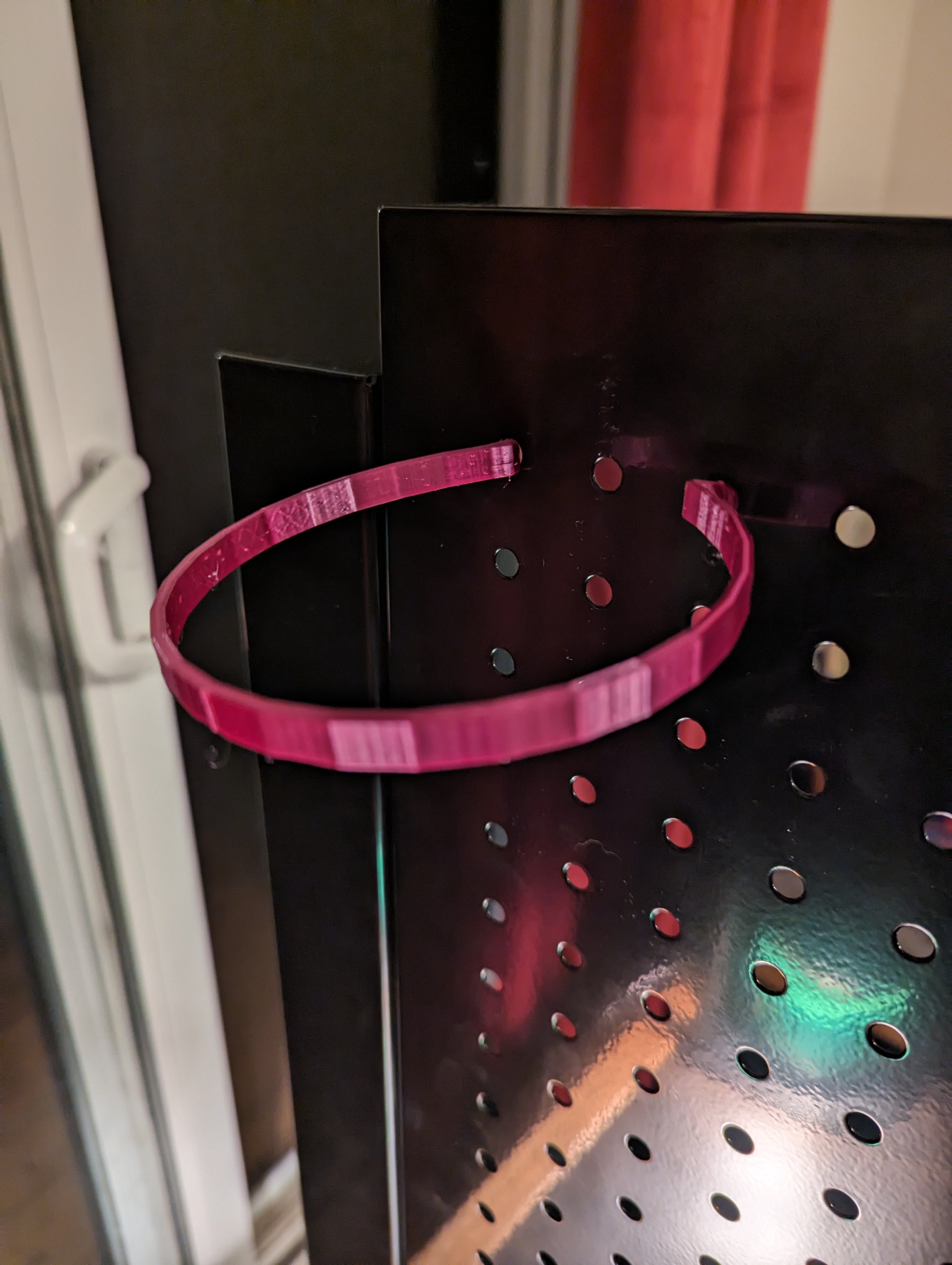 Peg Board Pot Holder by gary r Download free STL model