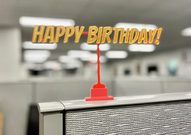 Cubicle Beautification System (Cubicle signs and celebration mods)