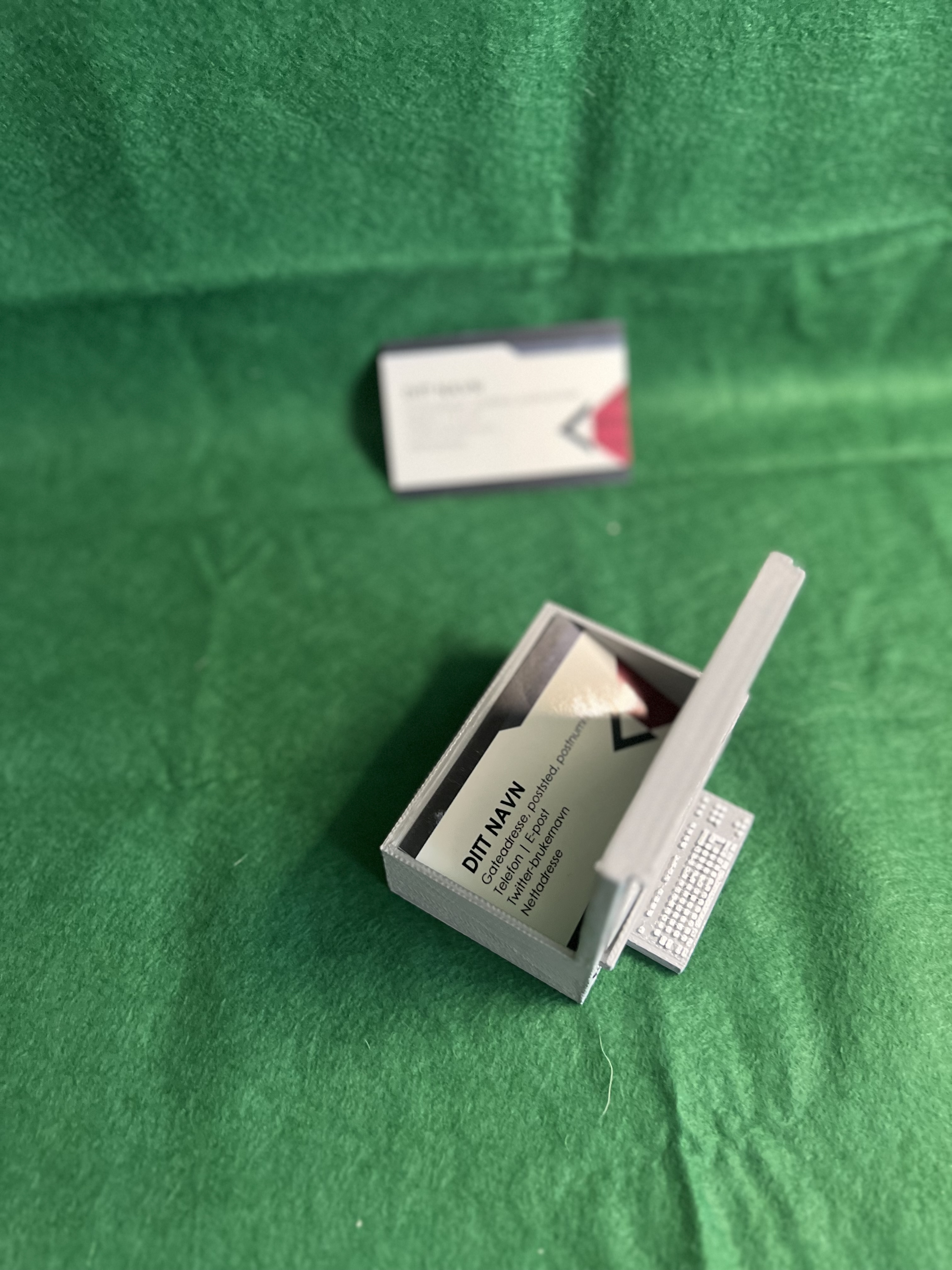 Ingenious Businesscard Machine (holder) by olsenge Download free STL