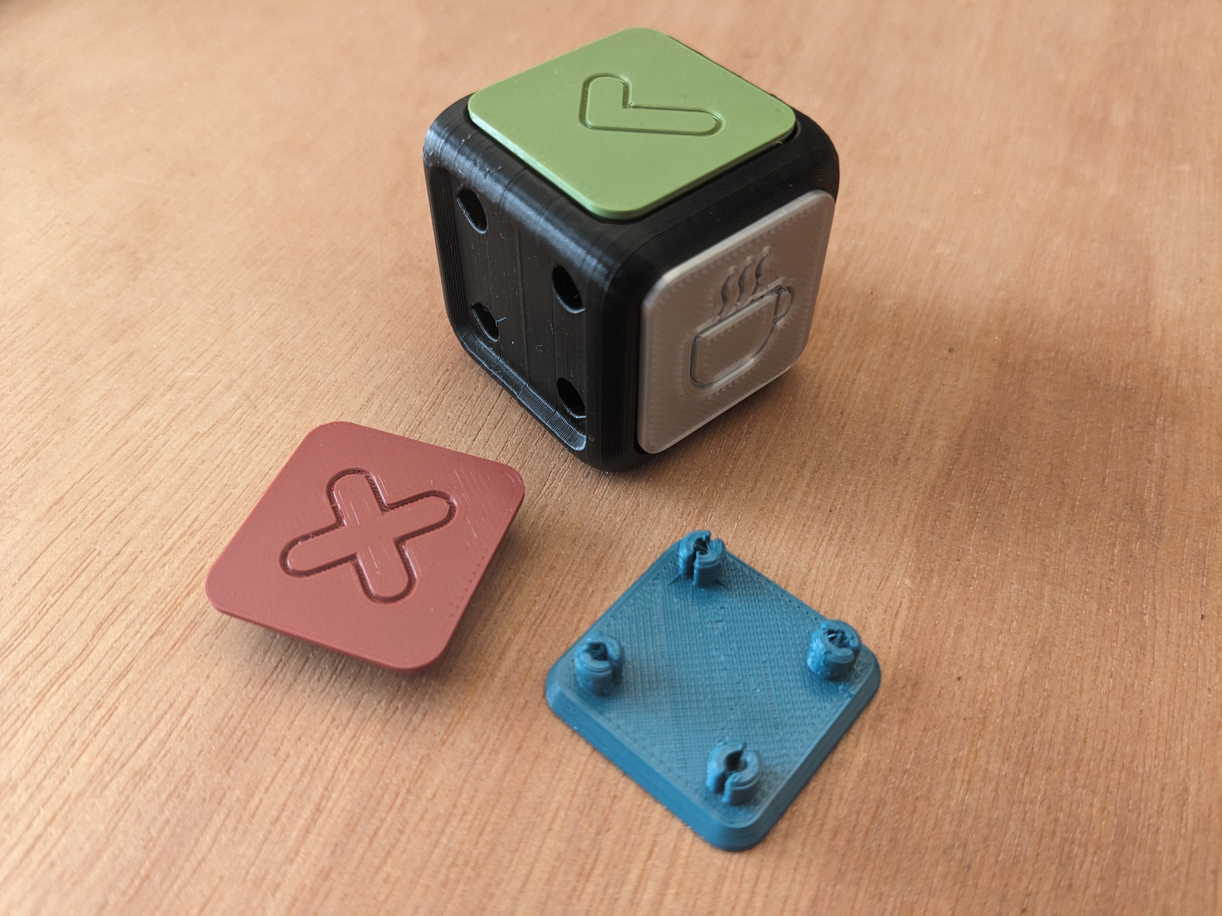 Customizable Cube - Office