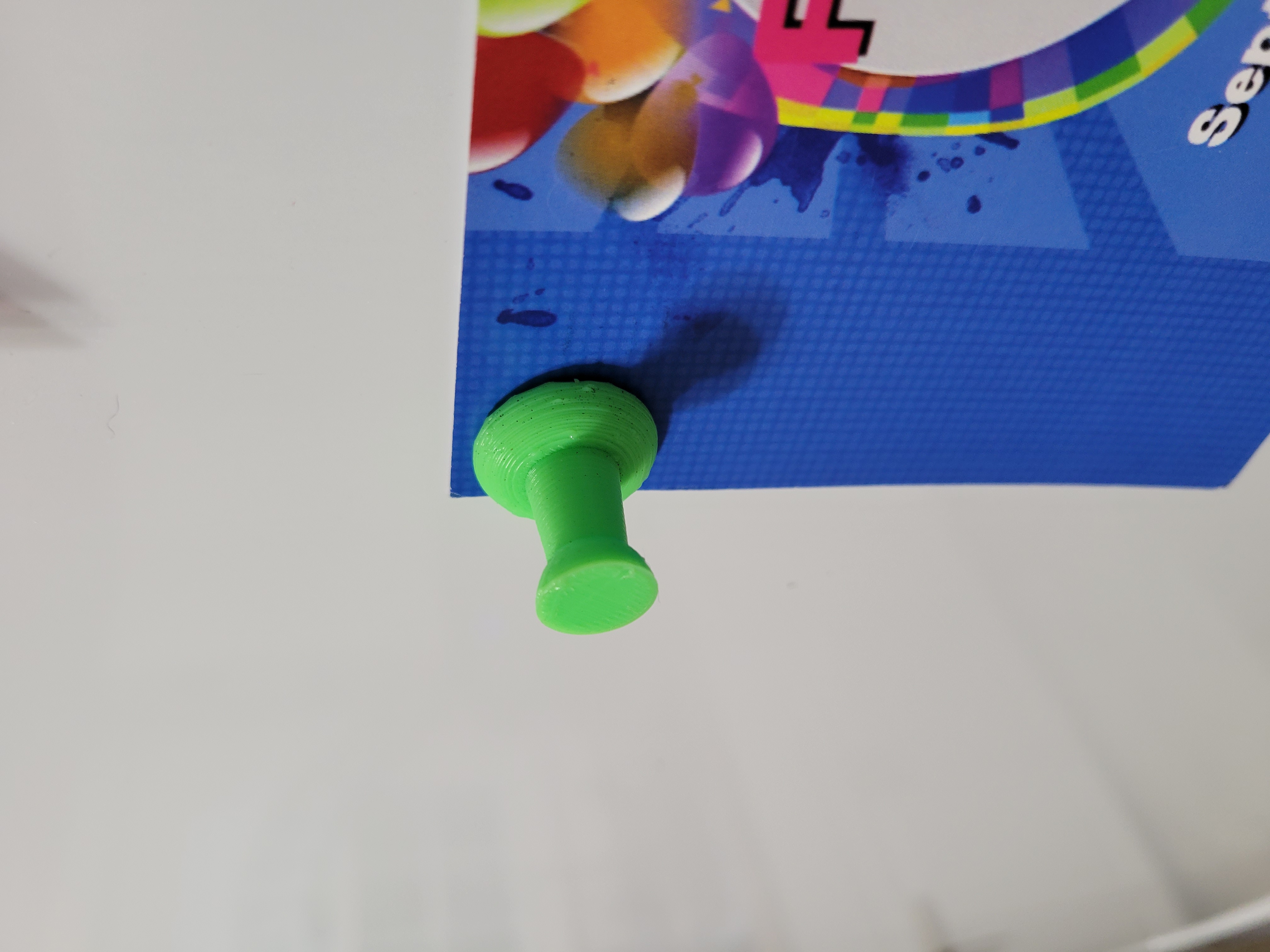 Magnet push pin