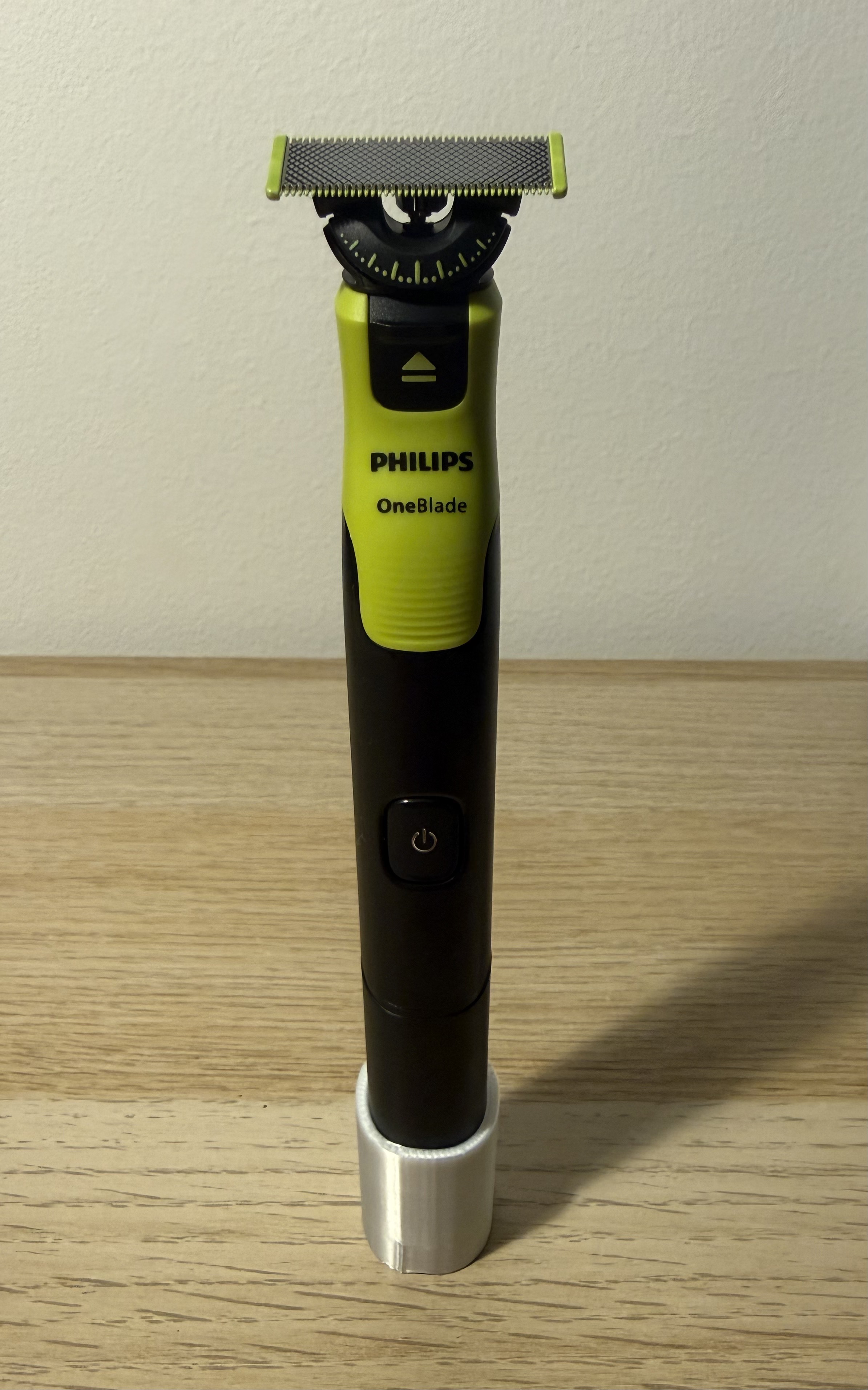Fast stand for Philips OneBlade 360