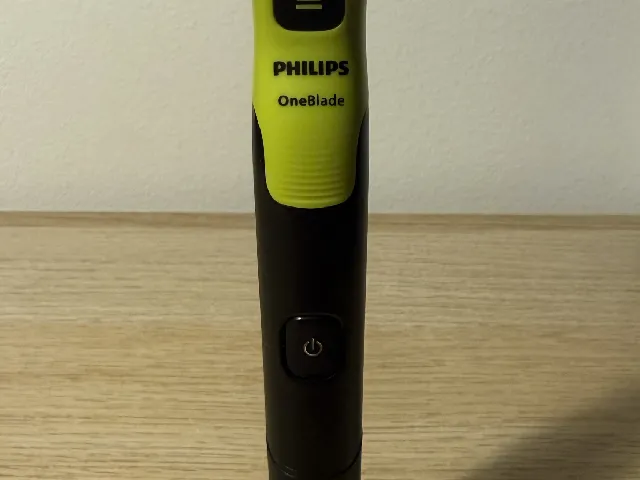 Fast stand for Philips OneBlade 360