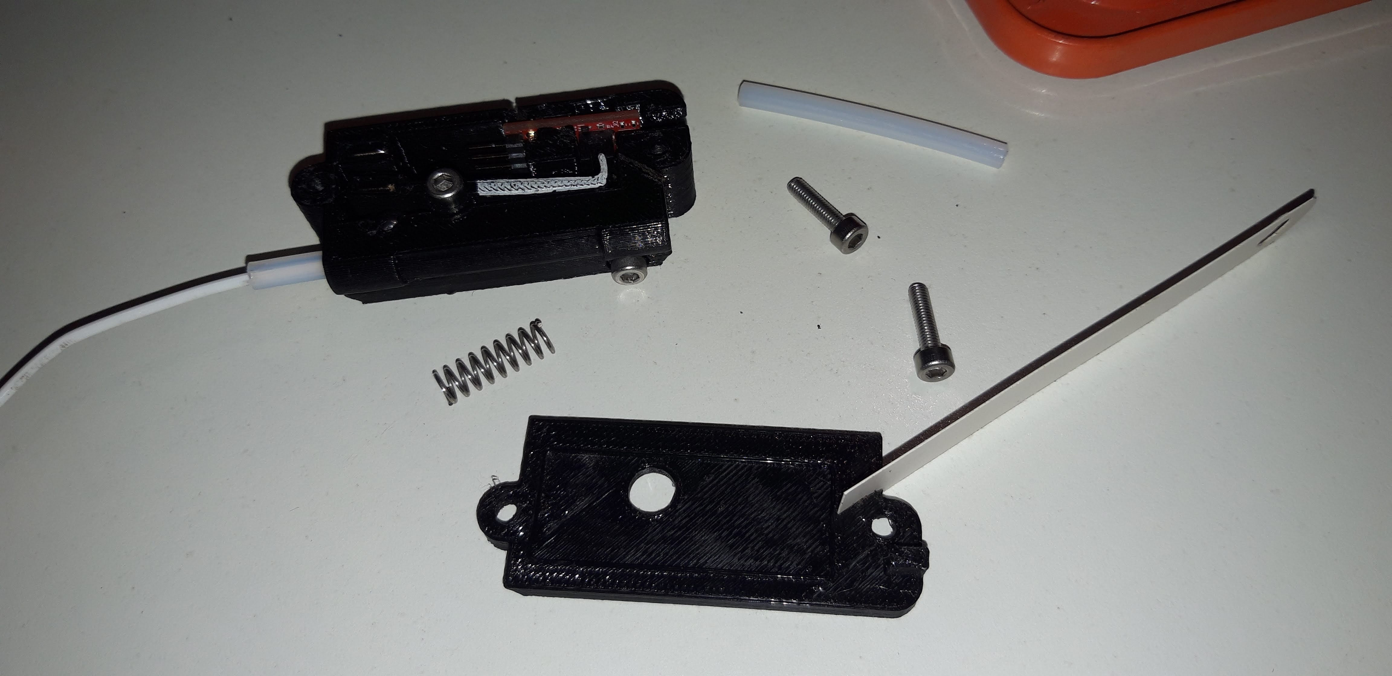 Miniatura 13 do modelo 3D Filamentsensor thickness extension