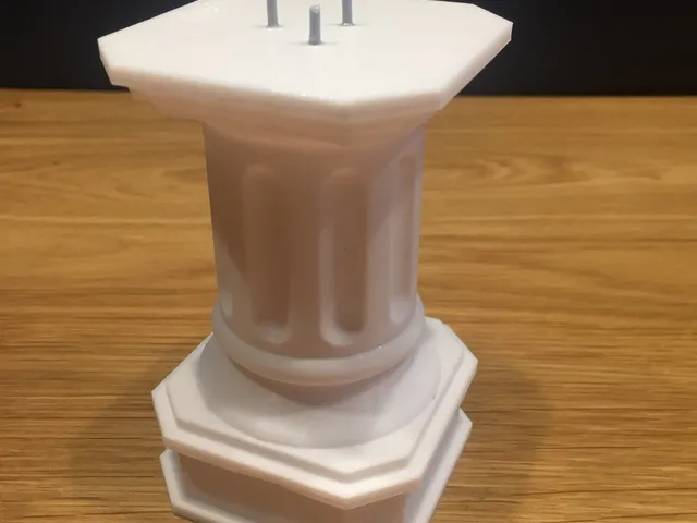 Pedestal for showpiece