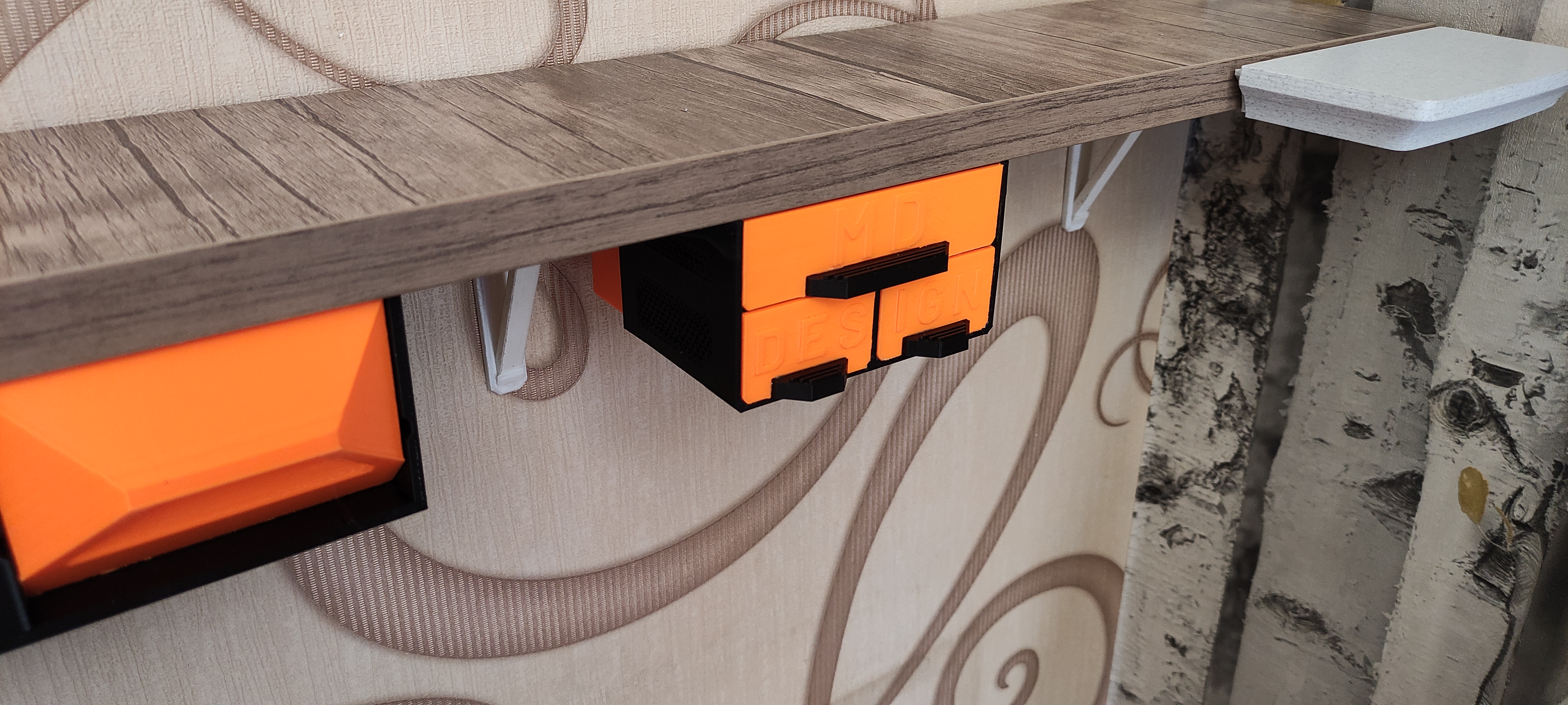 Miniatura 2 do modelo 3D Under Table Drawer Design