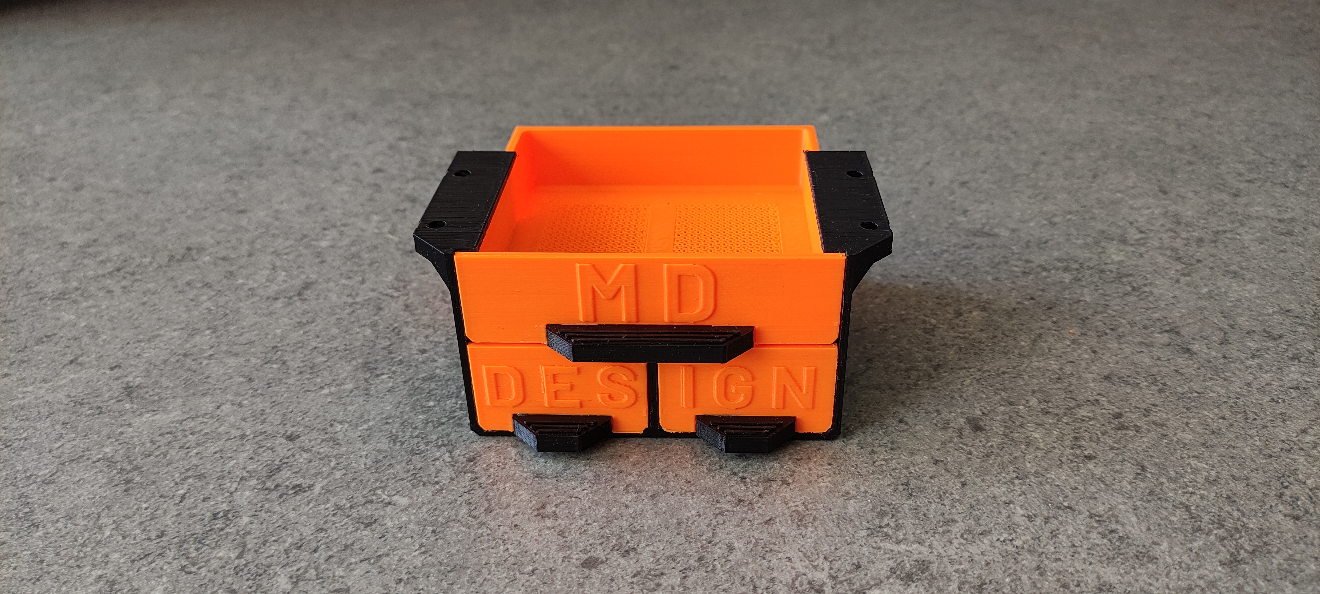 Miniatura 3 do modelo 3D Under Table Drawer Design
