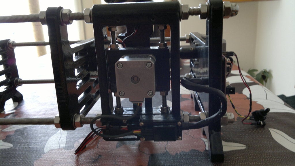 Miniatura 9 do modelo 3D Egg Bot - Ostrich Bot