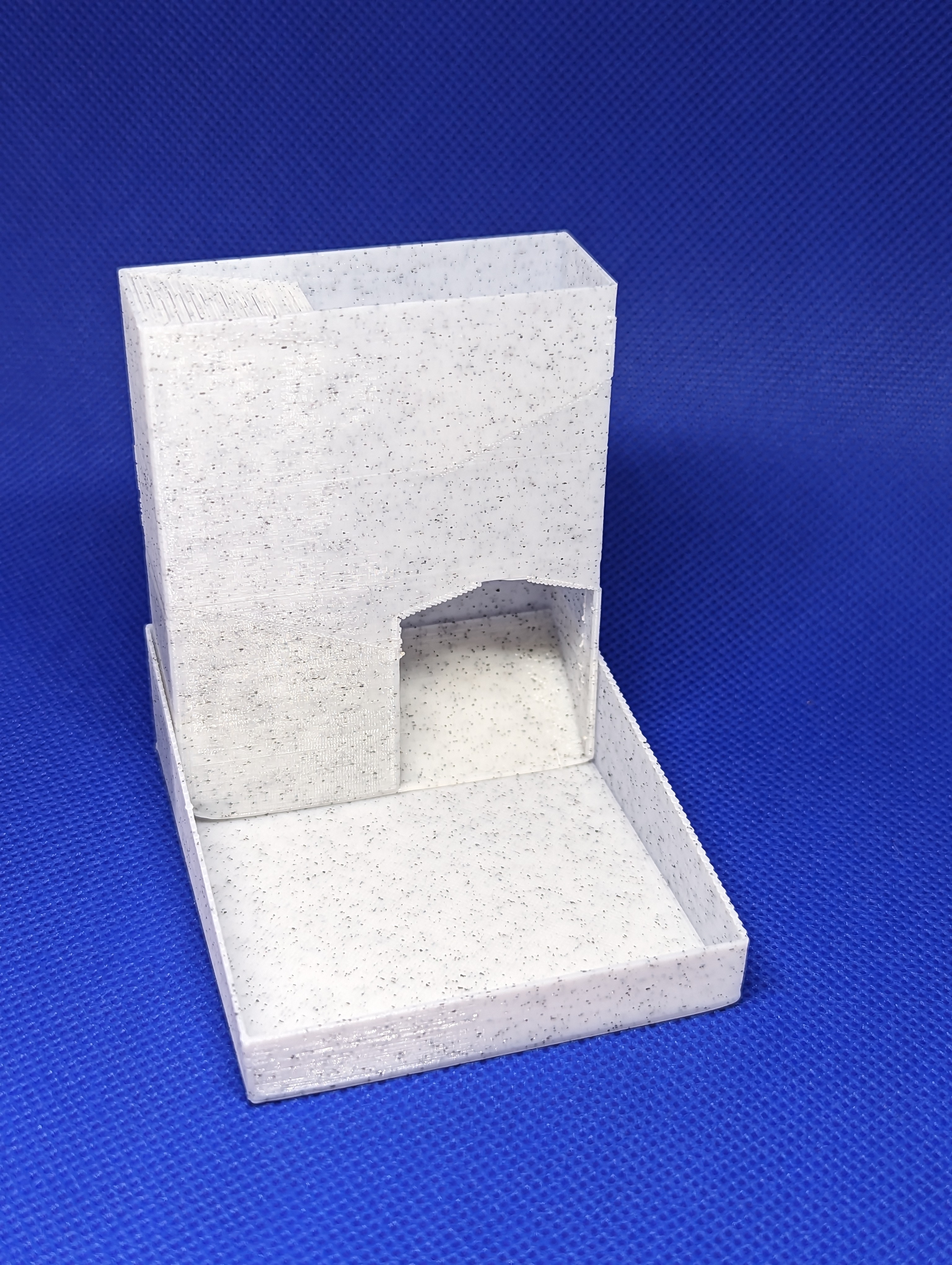 Miniatura 3 do modelo 3D Compact Dice Tower