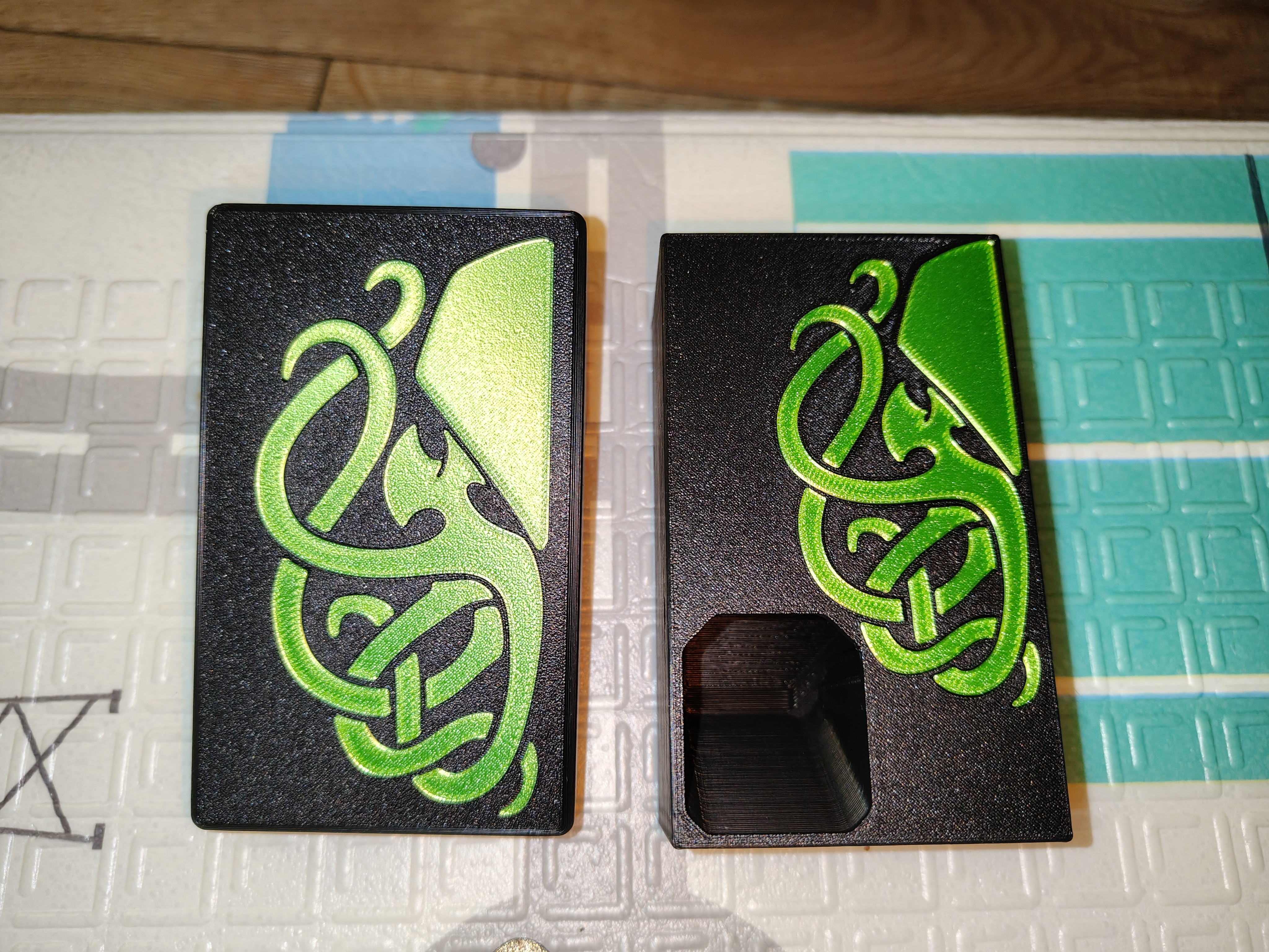 Micro Dice Tower (Call of Cthulhu) multi-part color