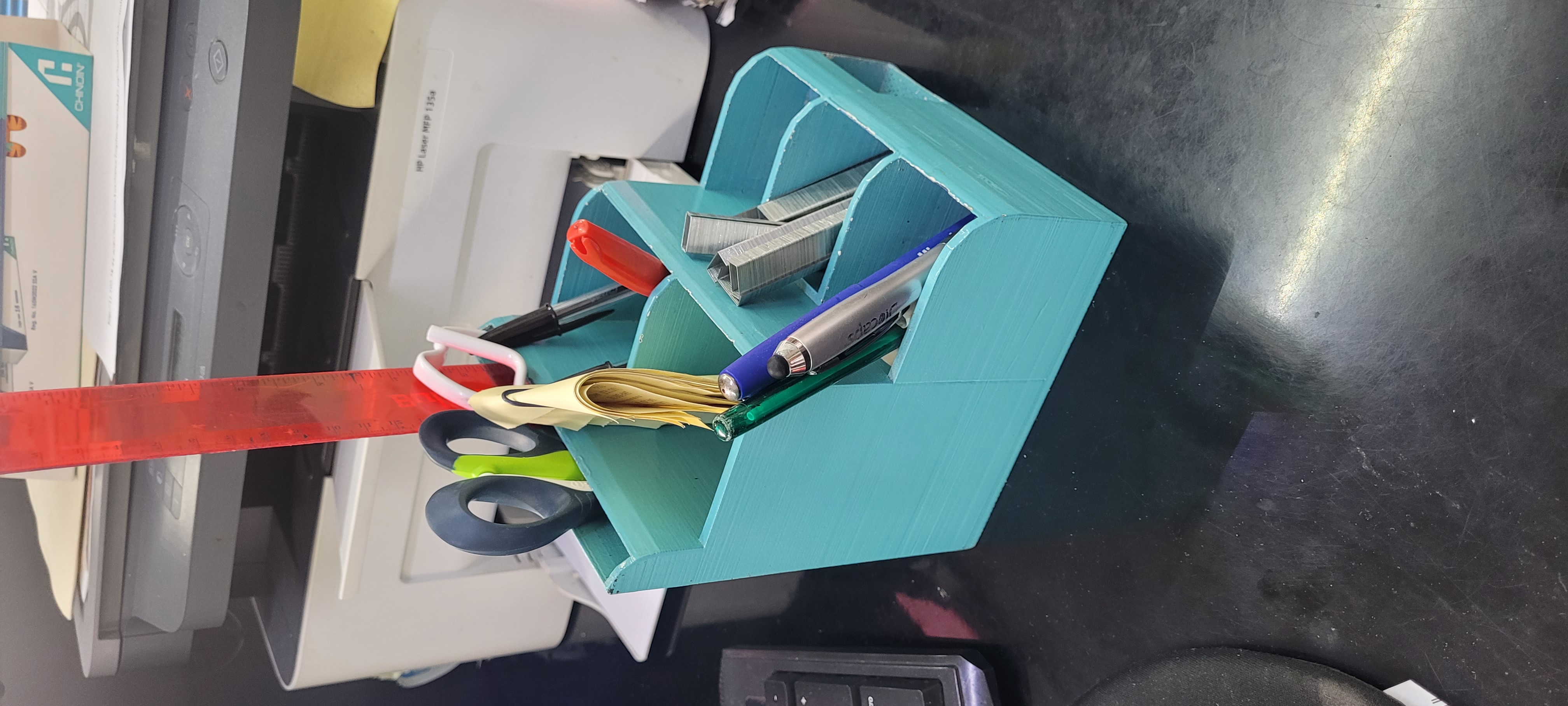 Desk Organizer (Petunios)