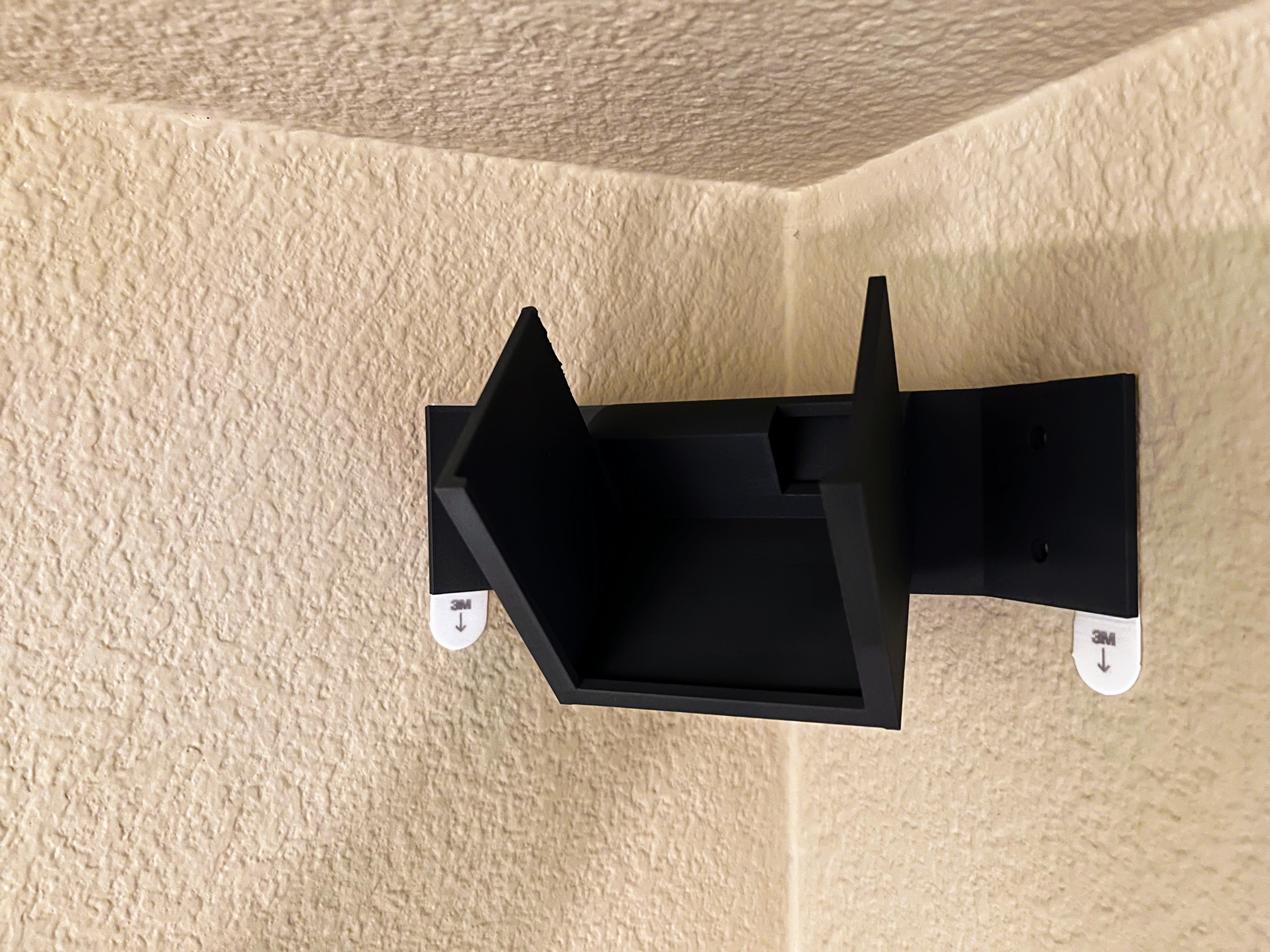 HTC Vive Lighthouse corner mount