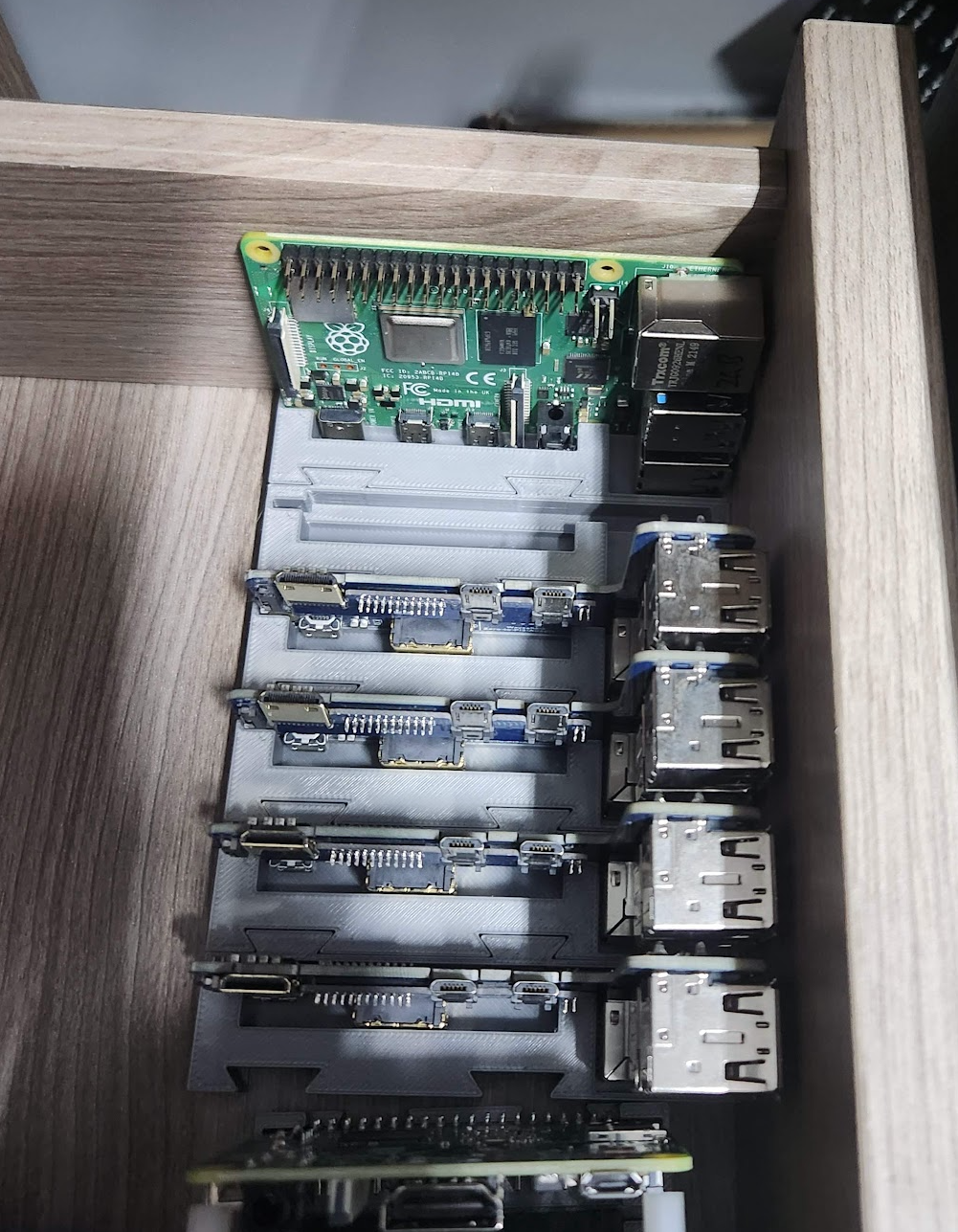 Bulk Raspberry Pi4b Pi3b holder organiser