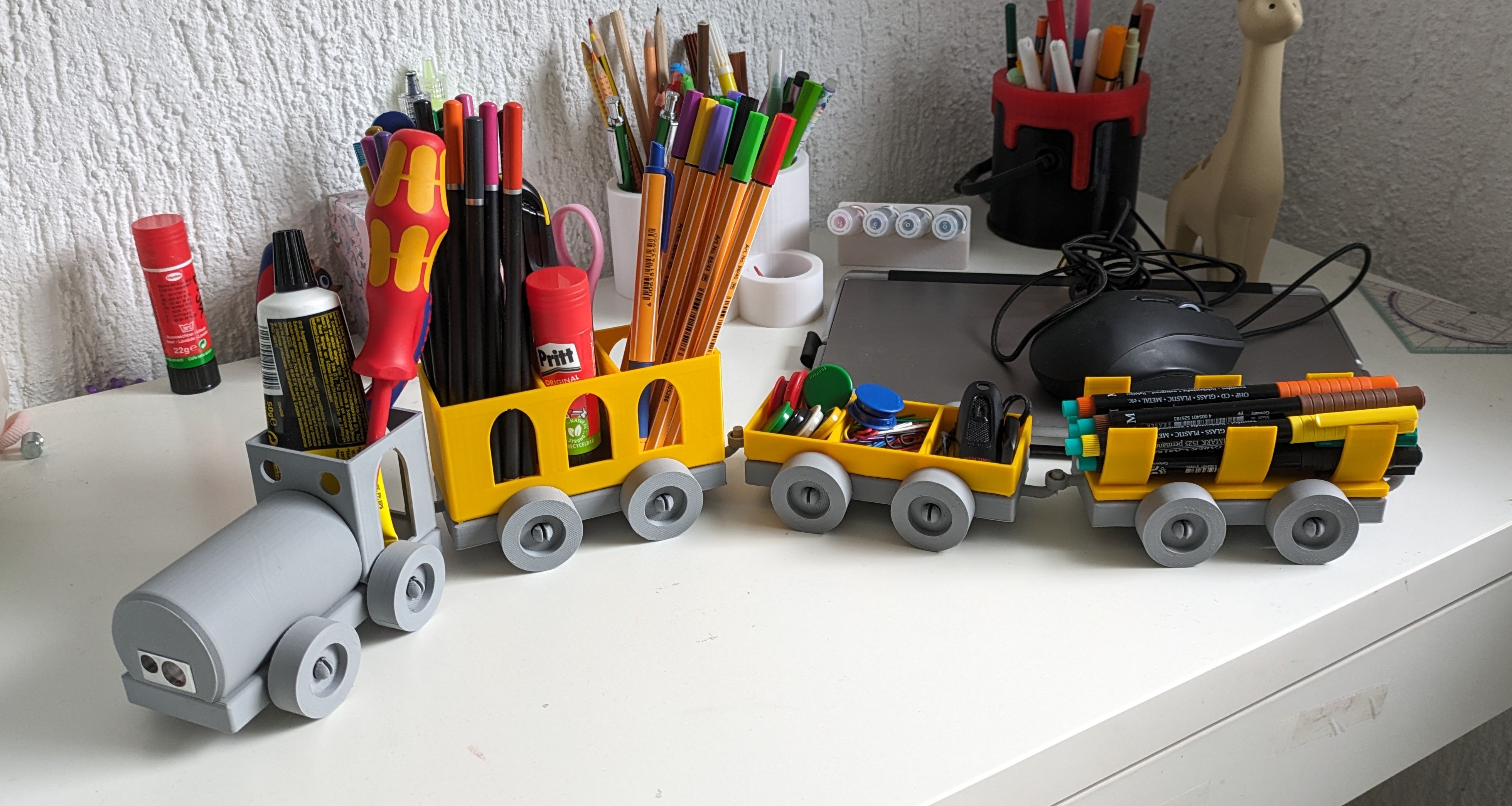 Costumizable Office/Toy Train