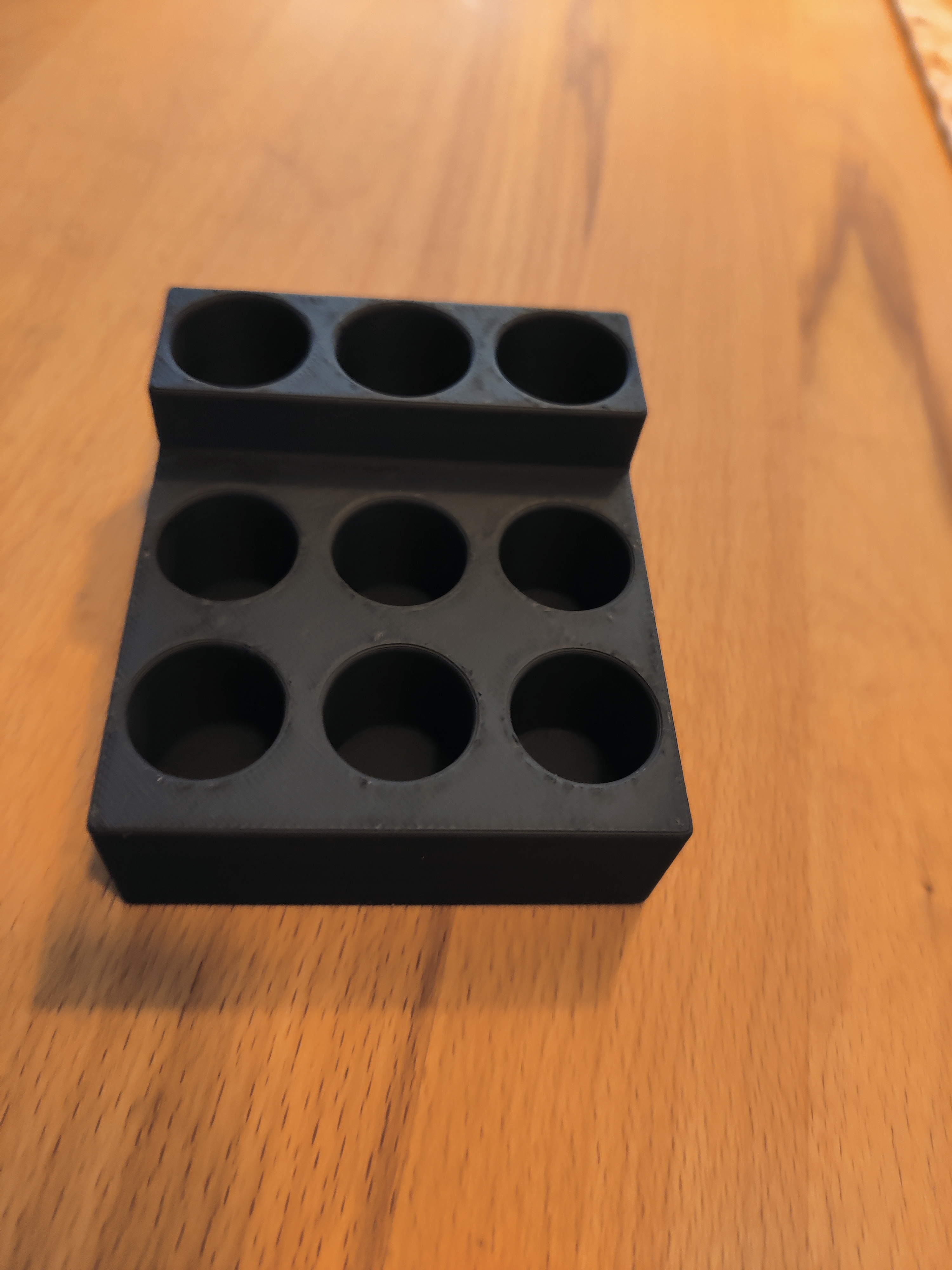 Miniatura 2 do modelo 3D ELF BAR 600 Stand