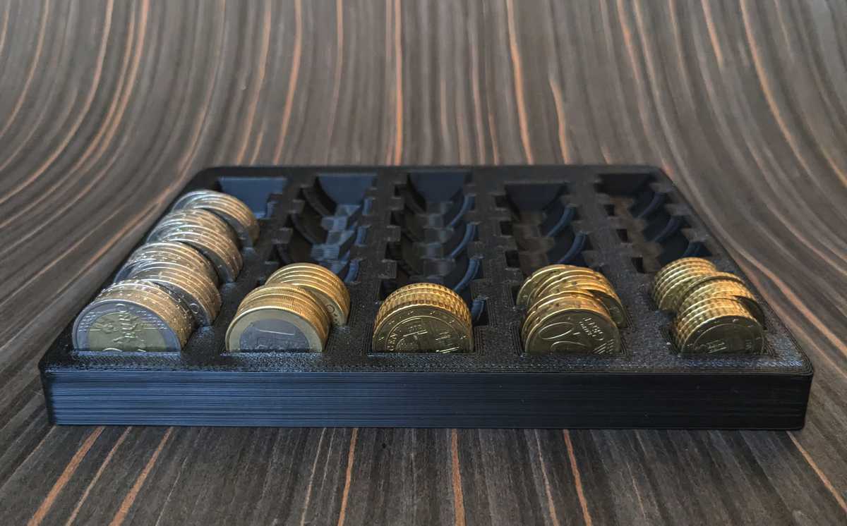 Euro Coin Sorter Tray by bunnyology | Download free STL model ...