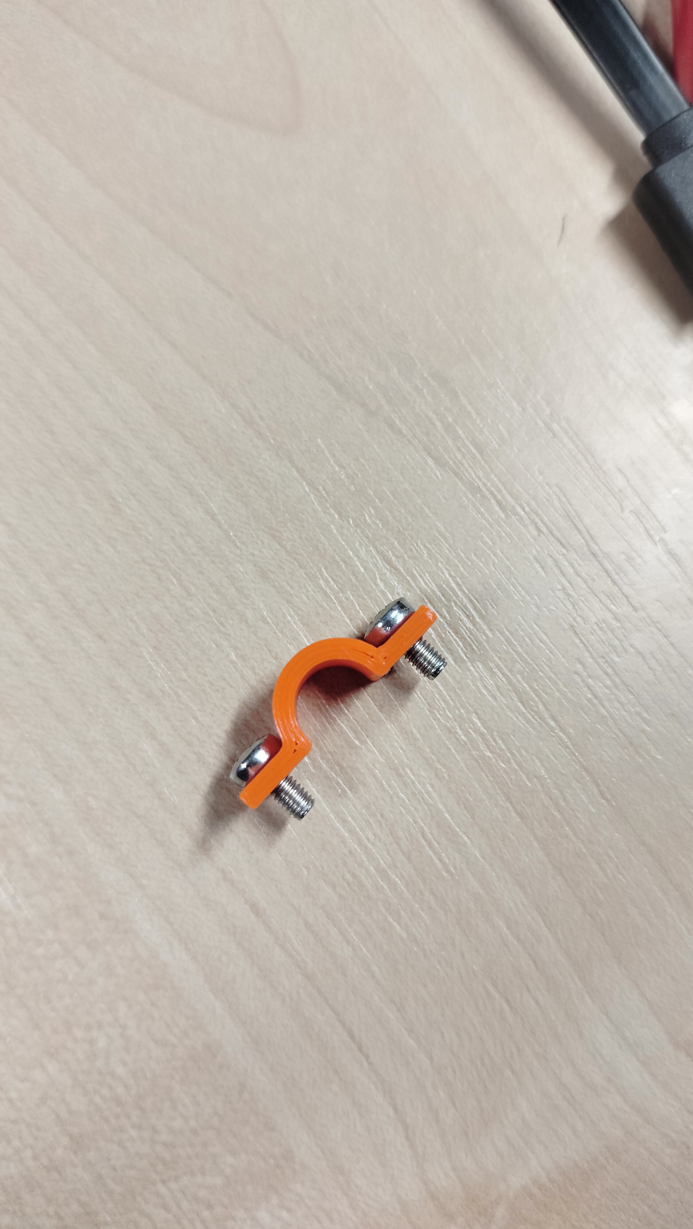Miniatura 3 do modelo 3D Parametric clamp for cables - FULLY CUSTOMIZABLE