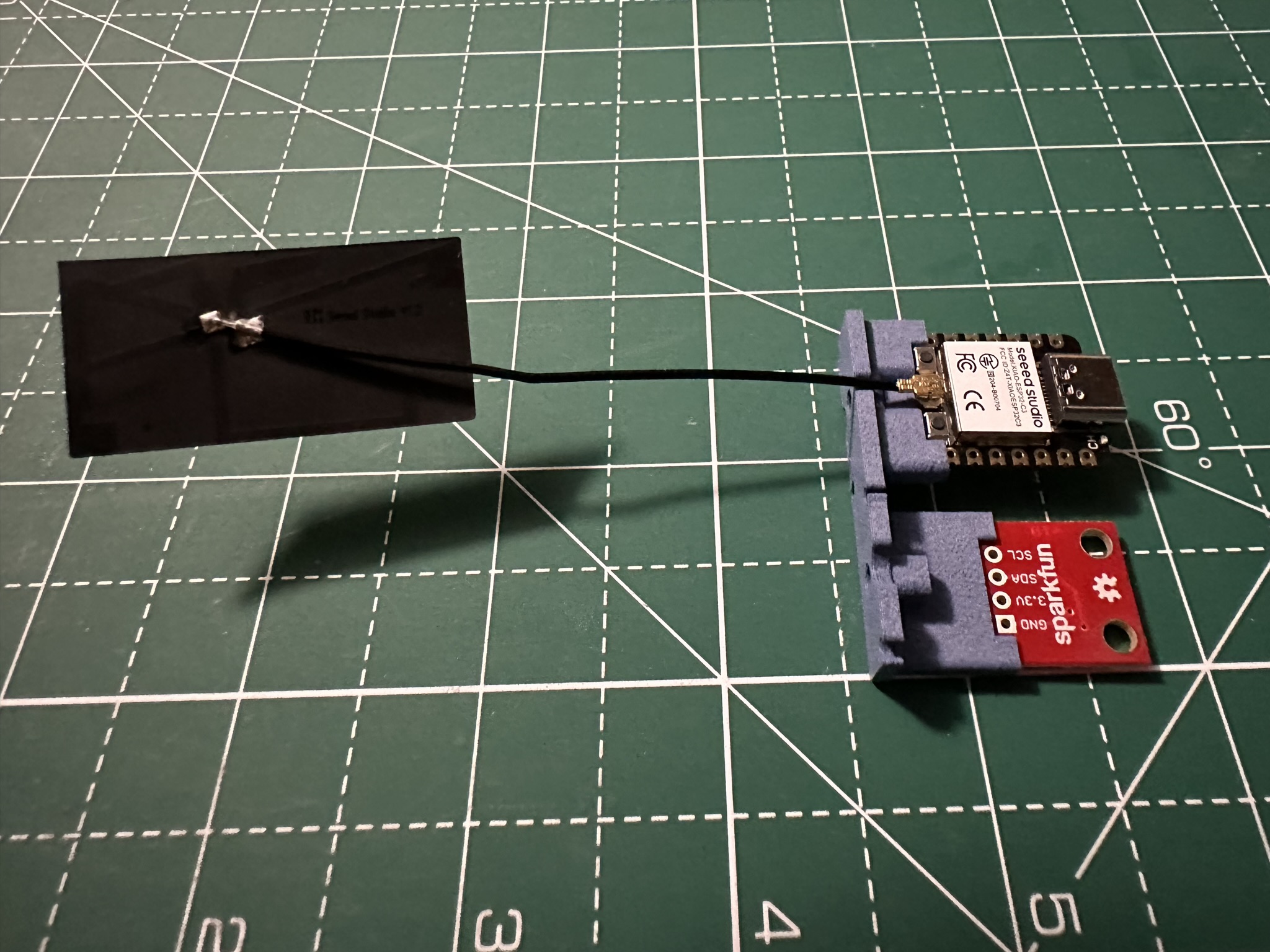 16 Wireless USBC Powered ESPHome Temperature & Humidity Sensor by