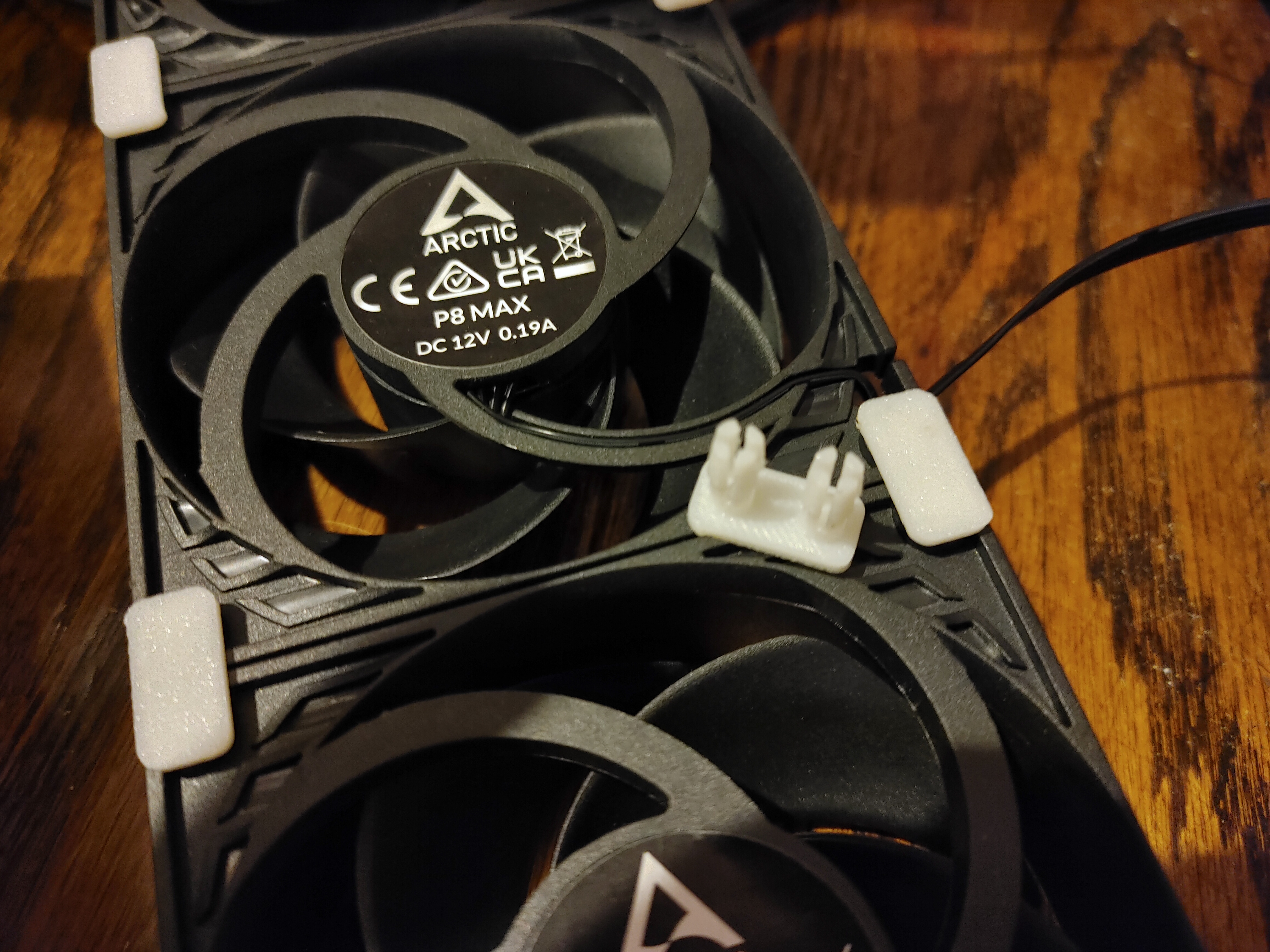 PC Fan Push Connector