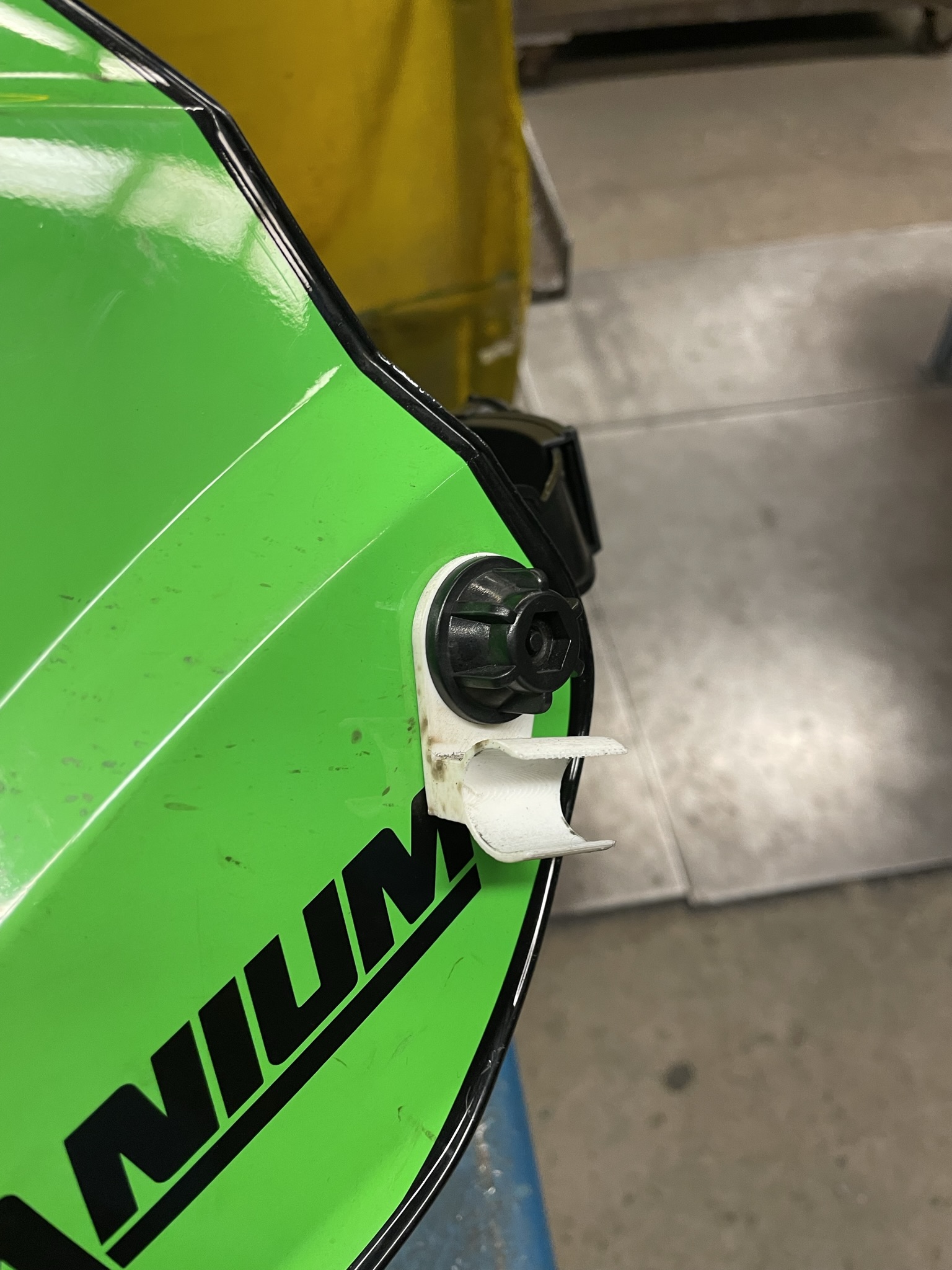 Welding Hood Flashlight Clips by Lee B Download free STL model