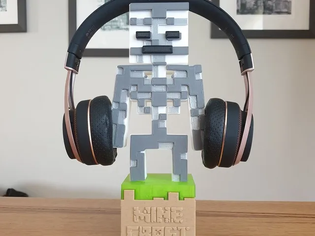 Minecraft headphones stand