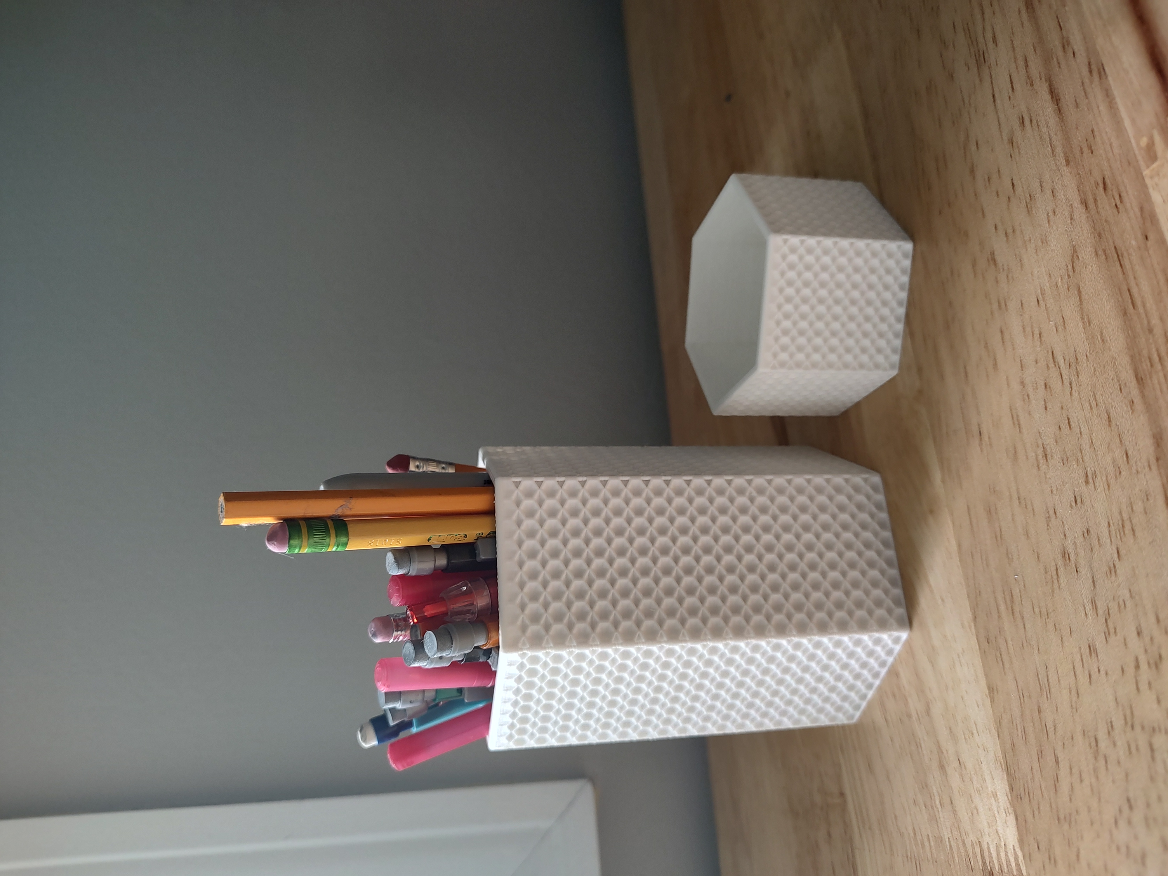 Pencil Pen Holder (NO SUPPORTS!)
