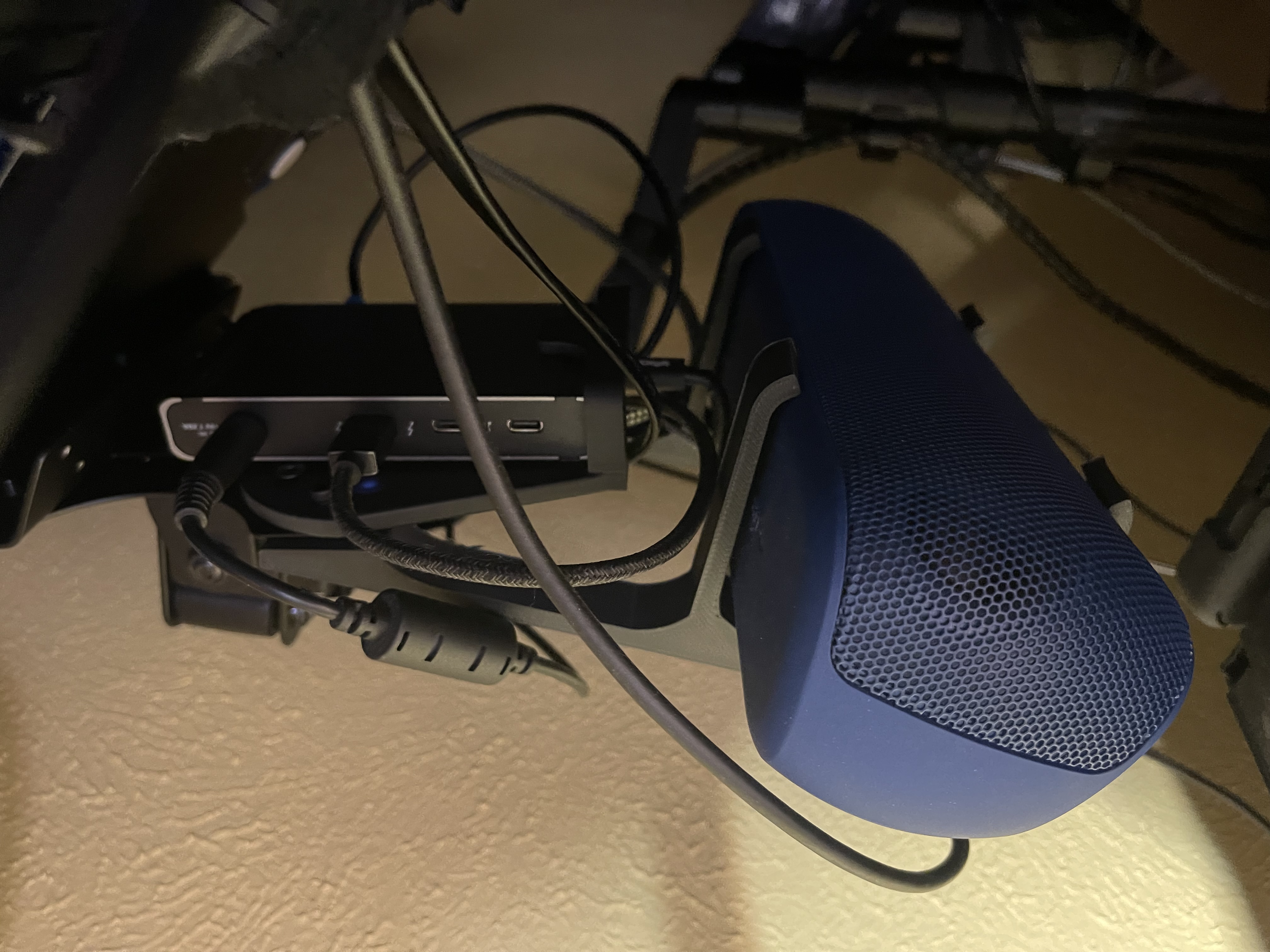 Caldigit ThunderBolt 4 Hub VESA Mount