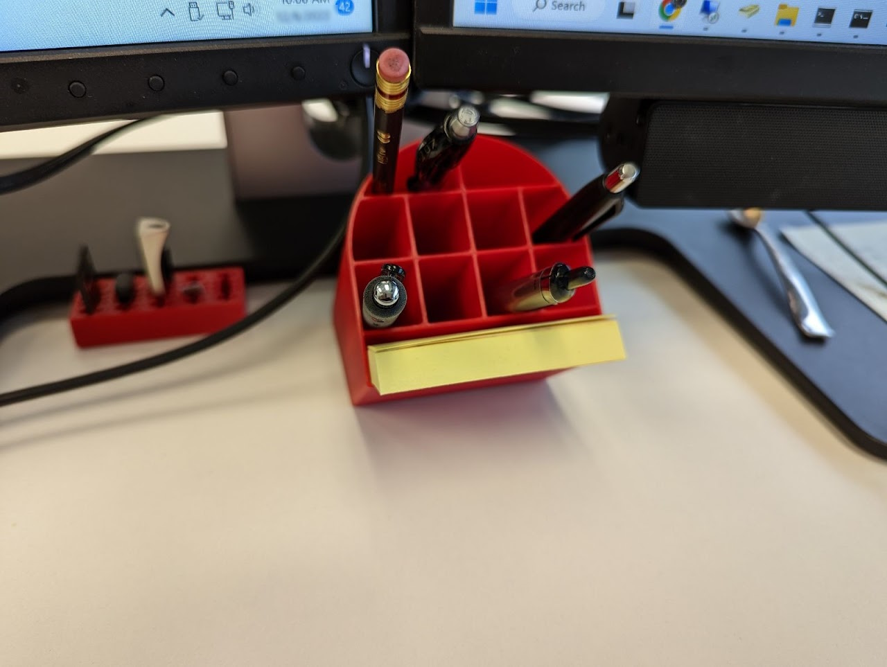 Angled pen cup