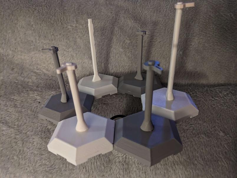 Mini 13: Figure Display Stand